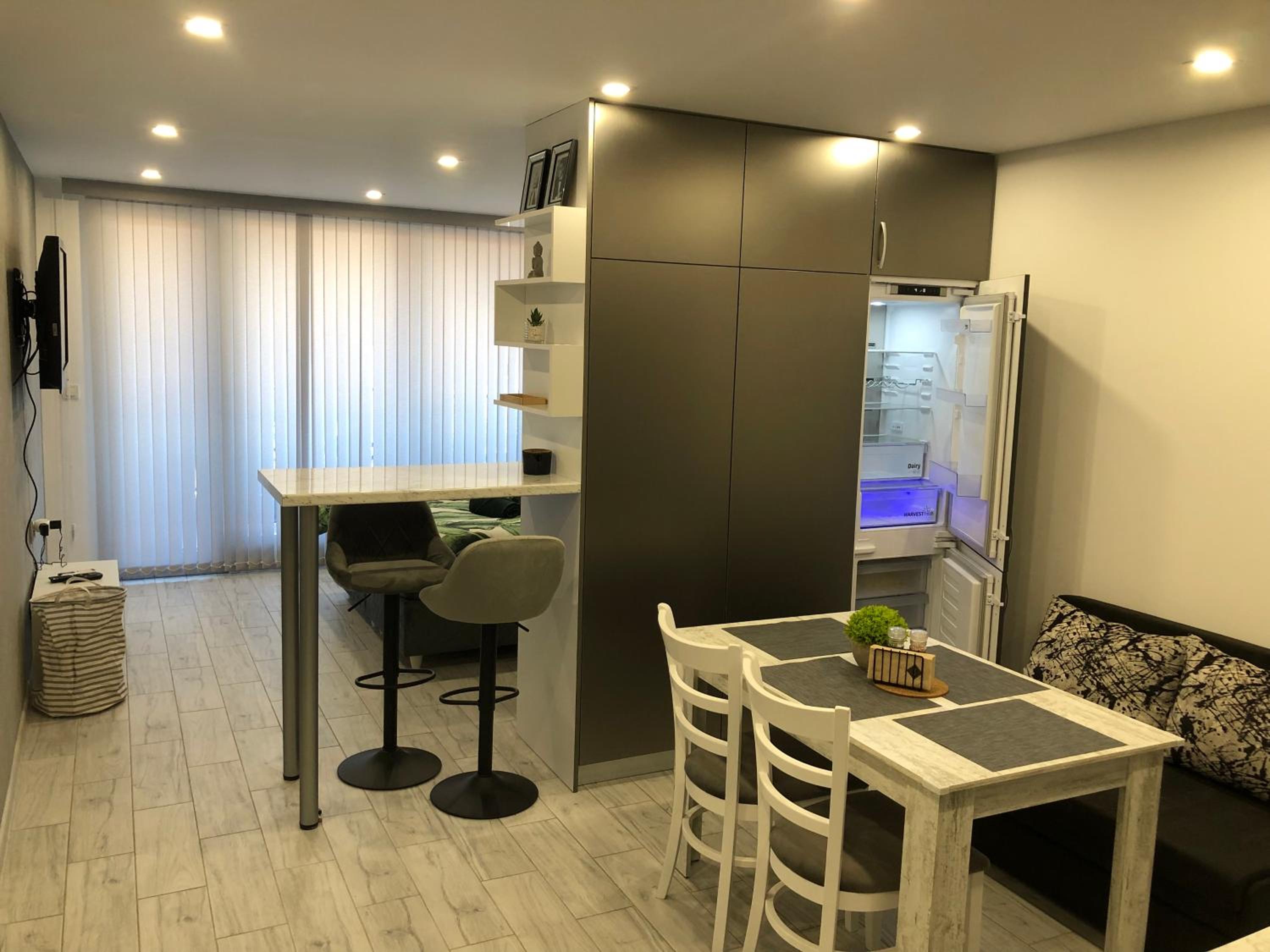 Ultra Lux Studio Free Underground Secure Parking