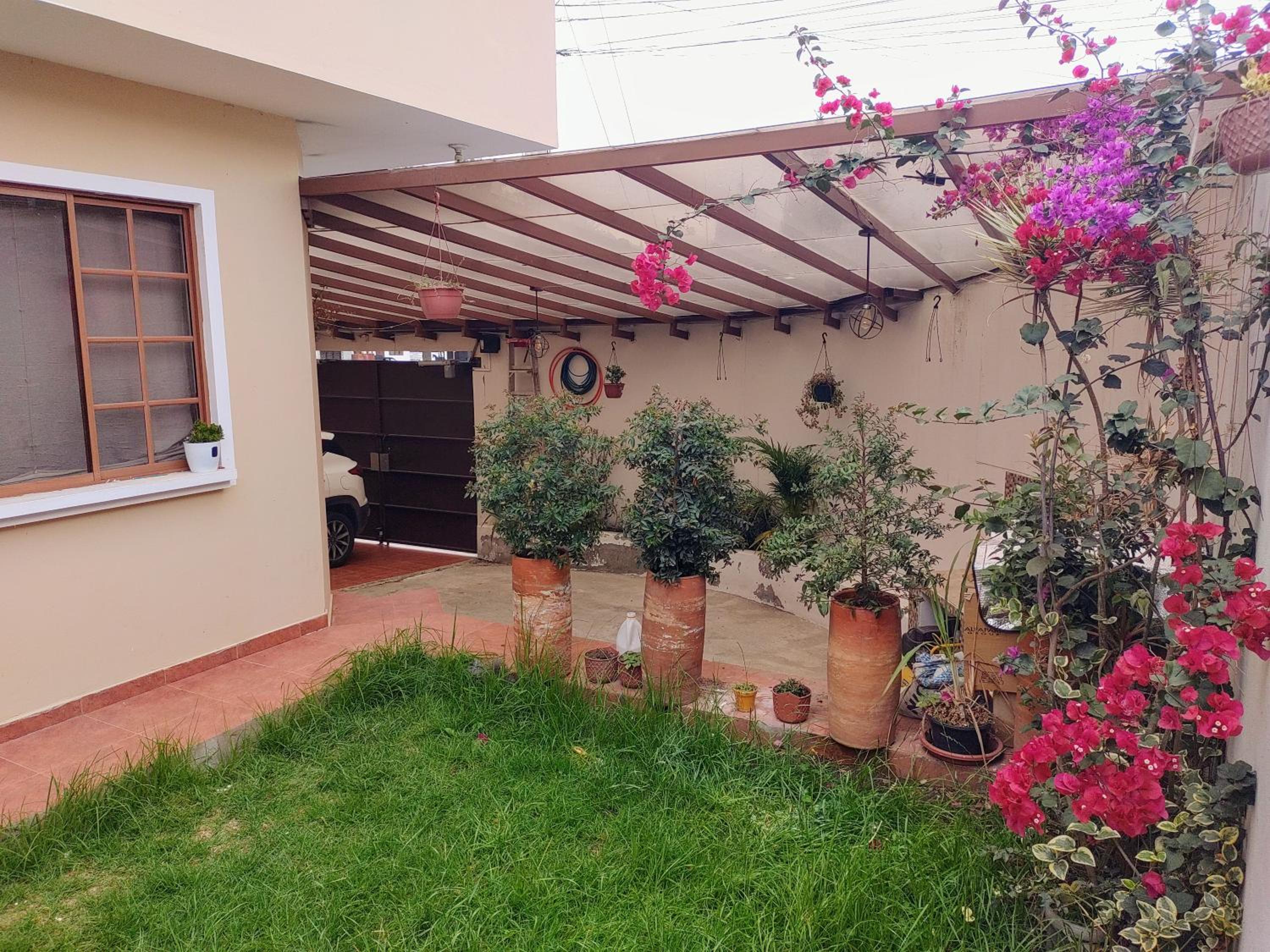 Casa Moderna, Cómoda y Tranquila