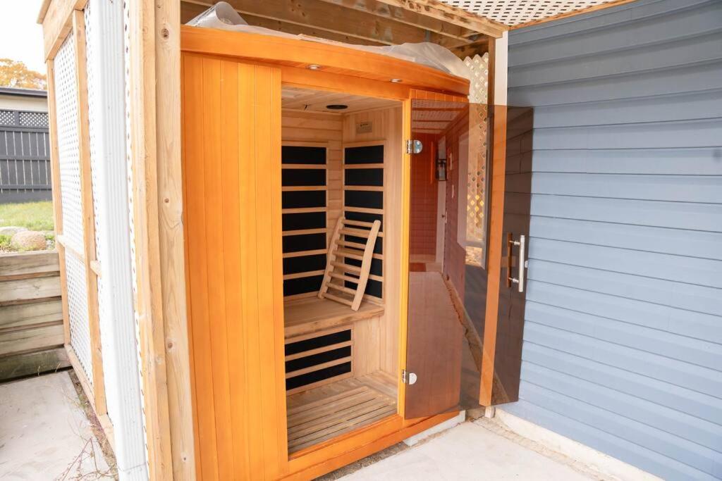Riverfront Cottage Sauna Canoe Included Kids Playroom Nature Escape
