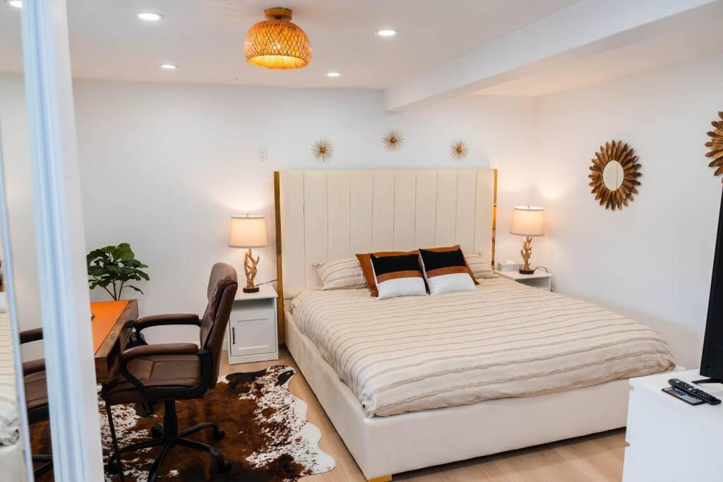 Riverfront Cottage Sauna Canoe Included Kids Playroom Nature Escape