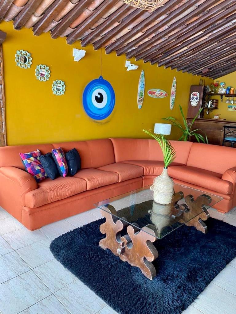 Búzios Prime: Vista Mar, 50m da Praia da Ferradura, 8 suites