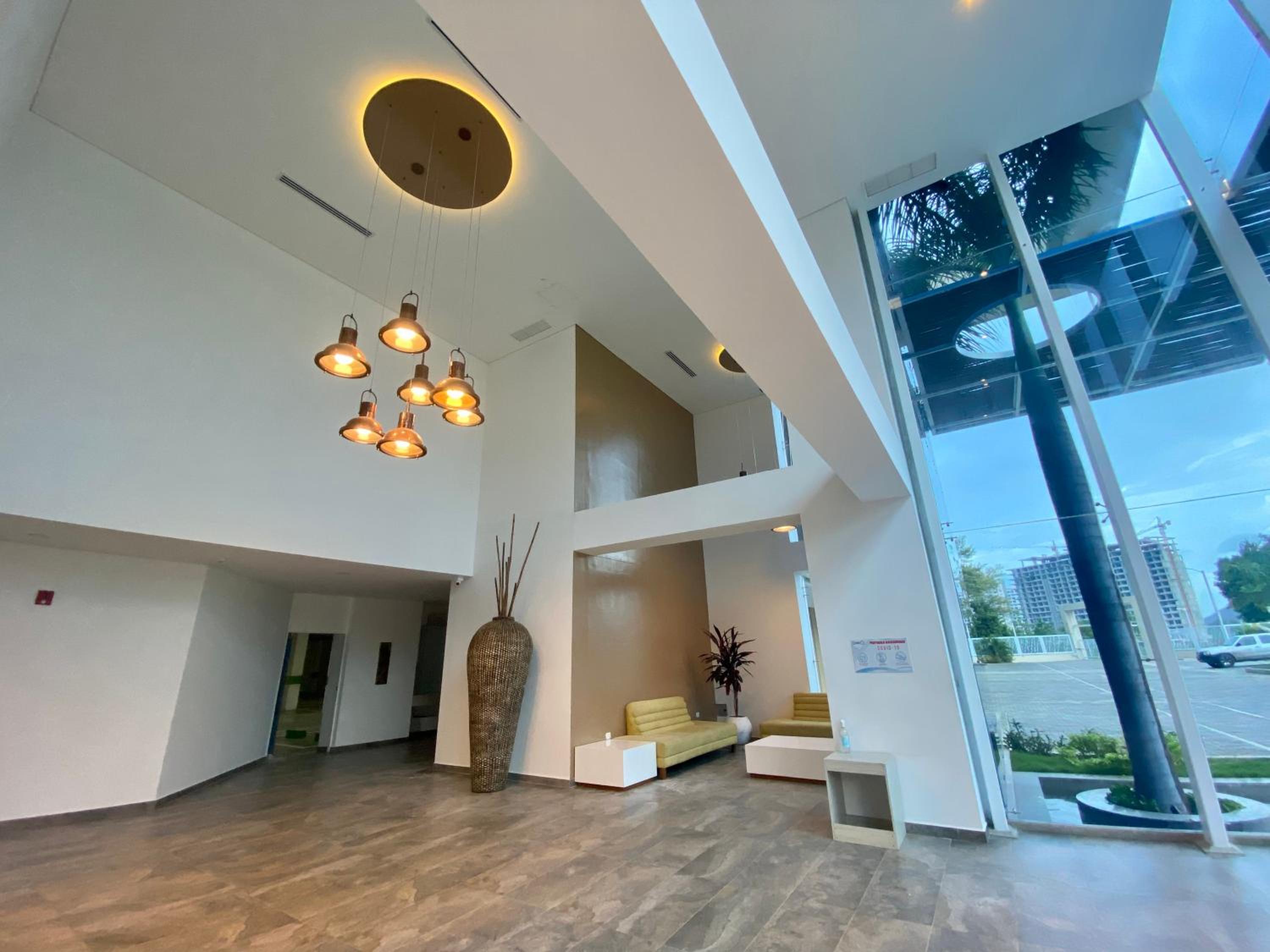 Ocean Club Apartments – Near the Sea by SOHO