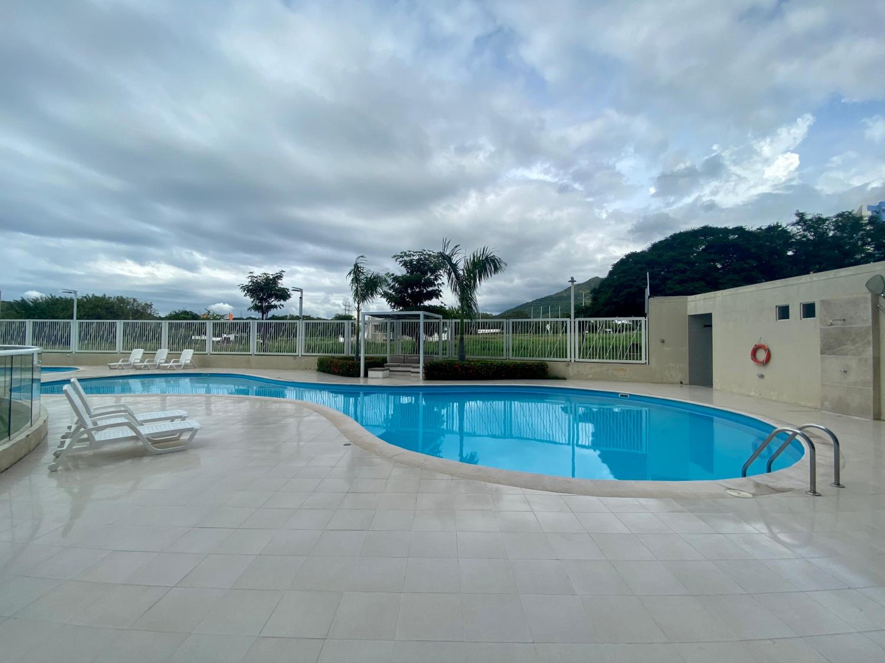 Ocean Club Apartments – Near the Sea by SOHO