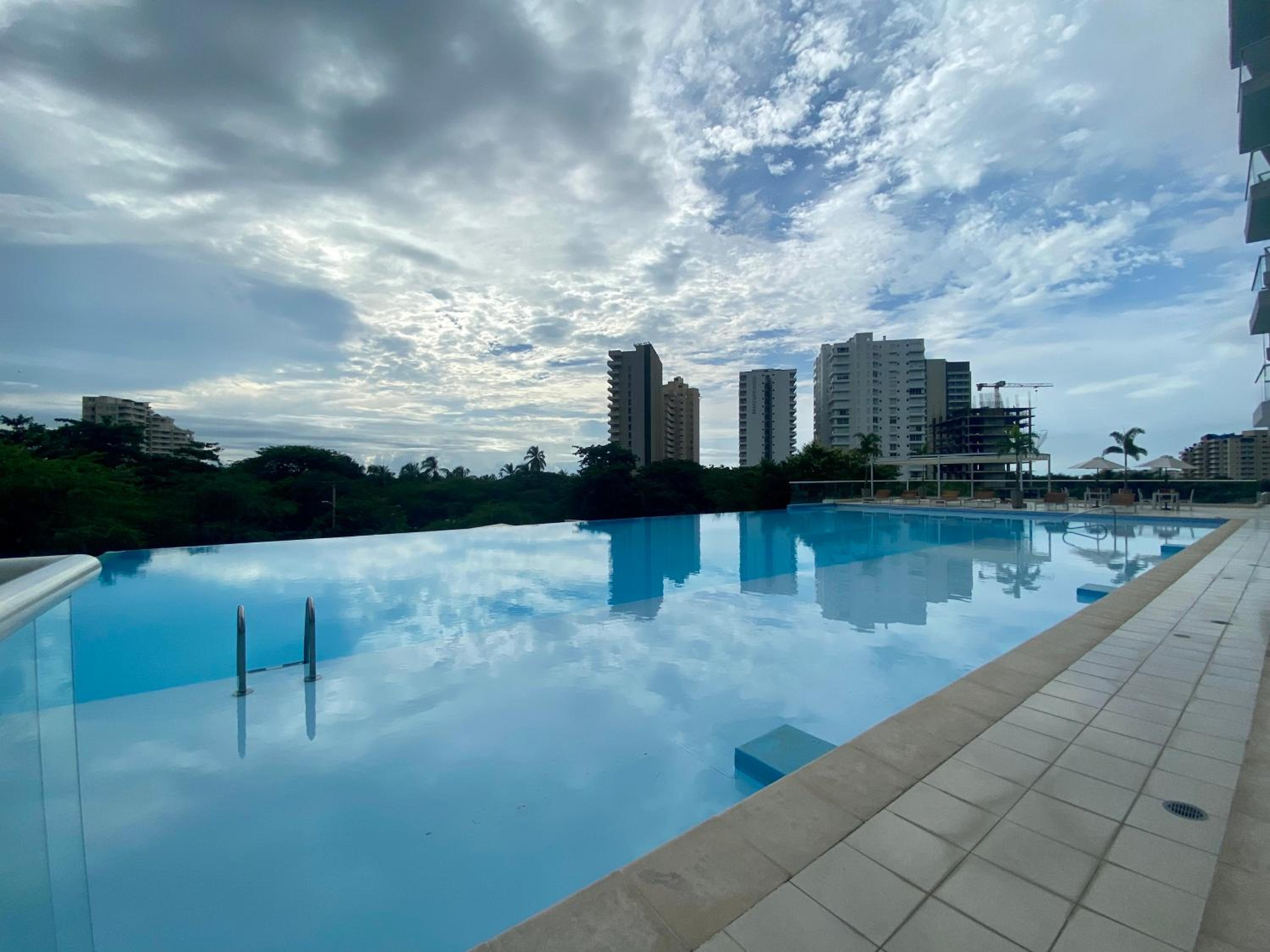 Ocean Club Apartments – Near the Sea by SOHO