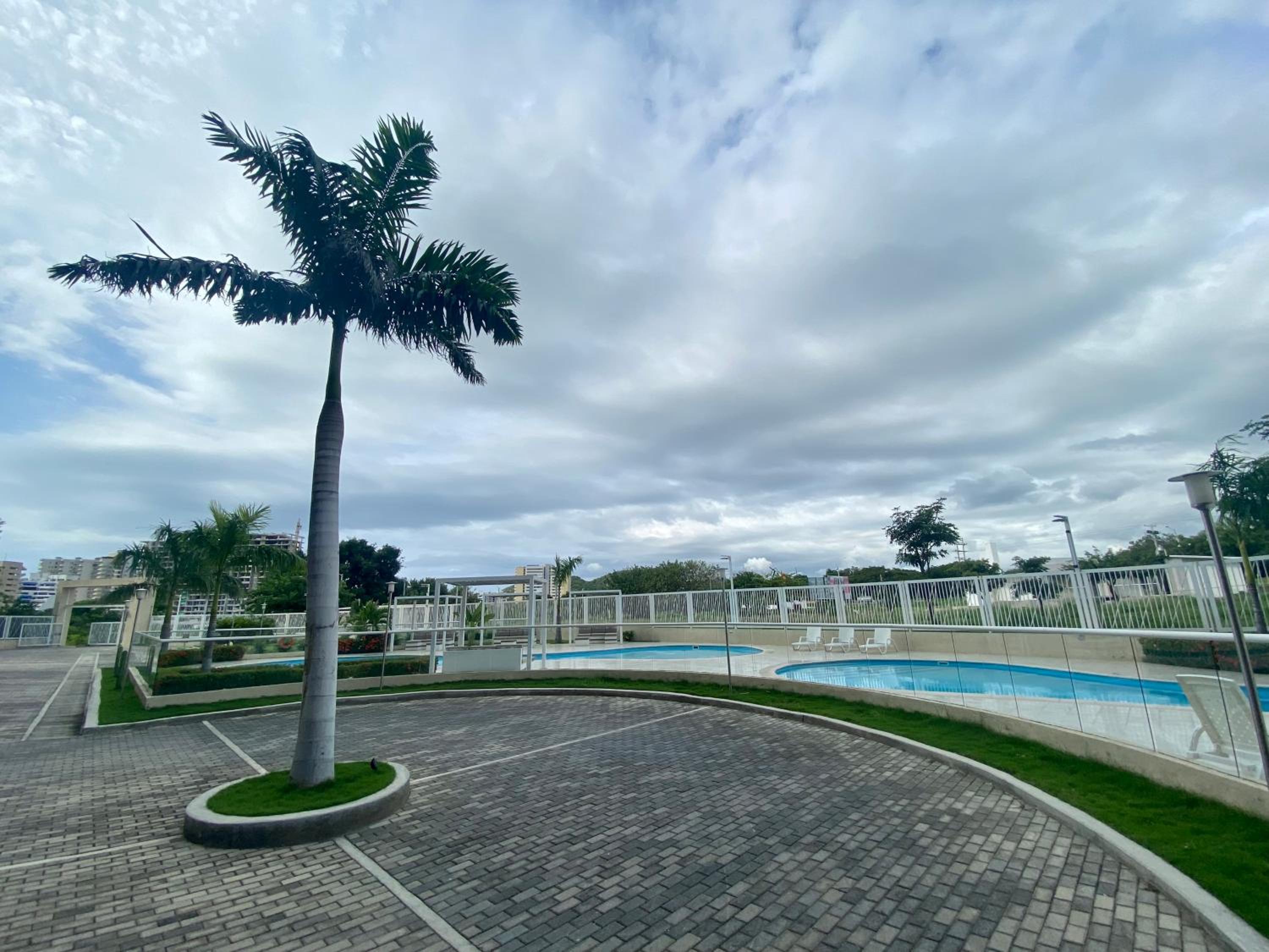 Ocean Club Apartments – Near the Sea by SOHO