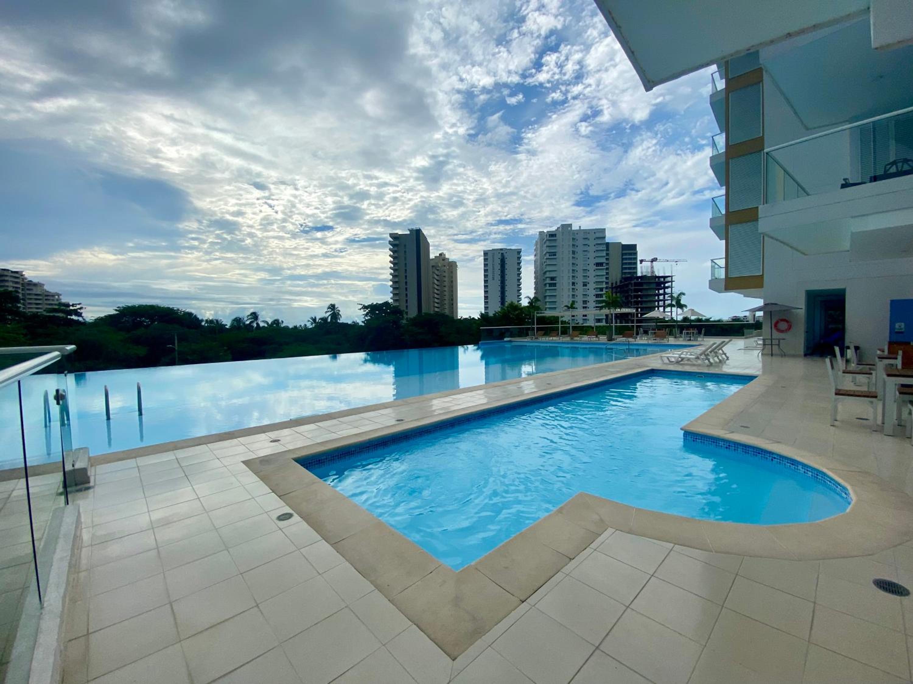 Ocean Club Apartments – Near the Sea by SOHO