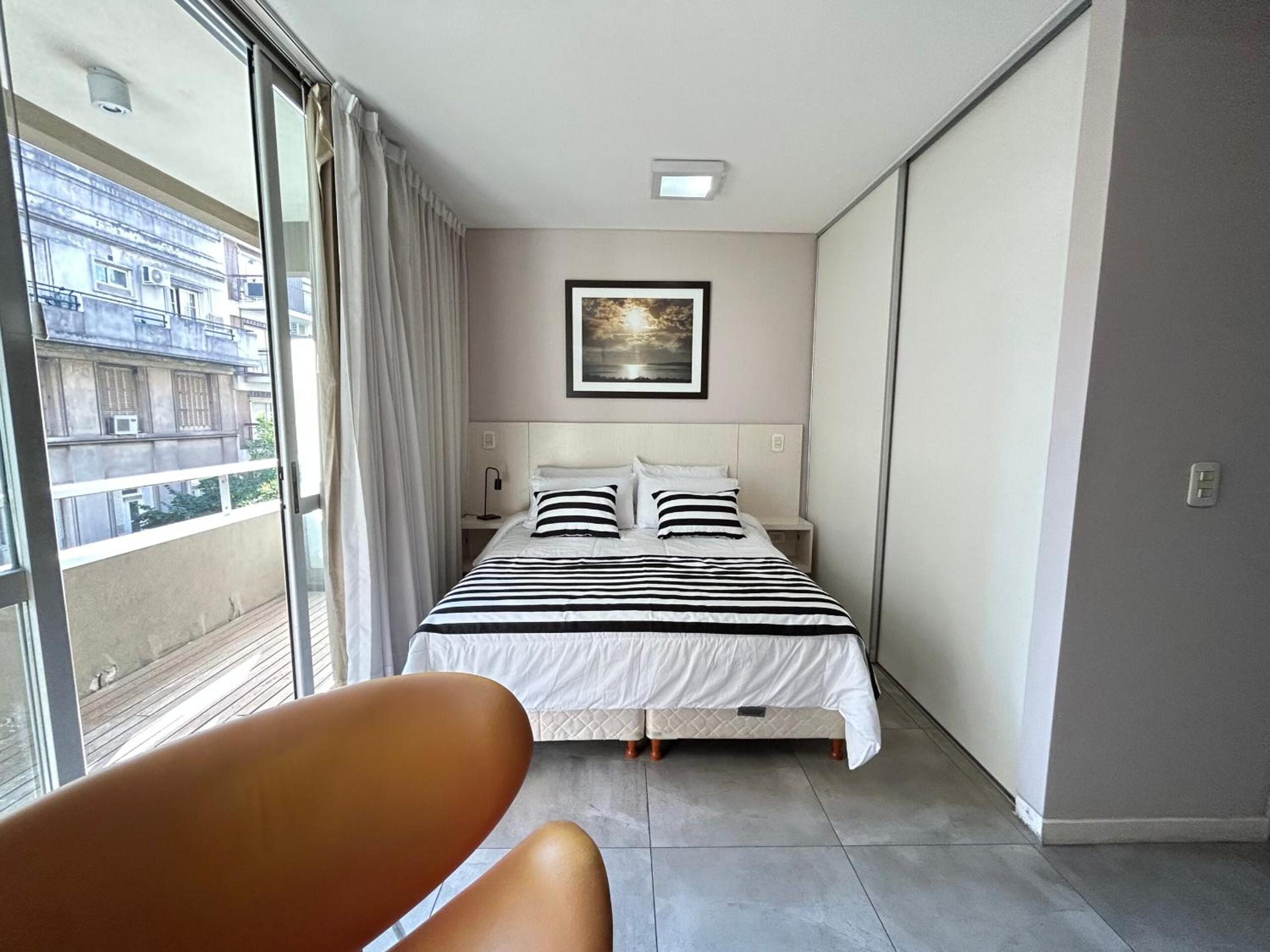 We Sleep Arenales