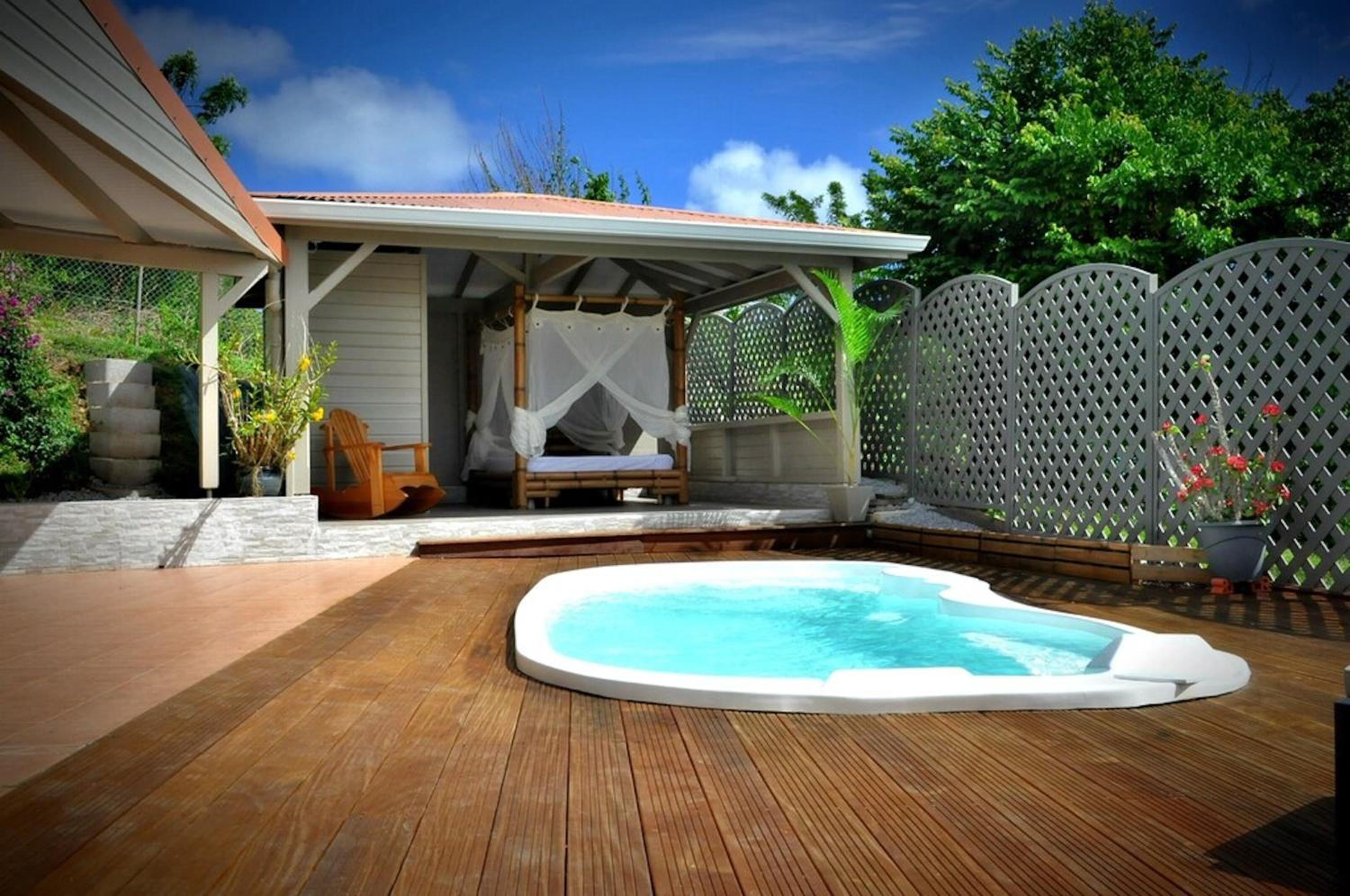 Villa charmante avec piscine et vue mer au Robert view 5