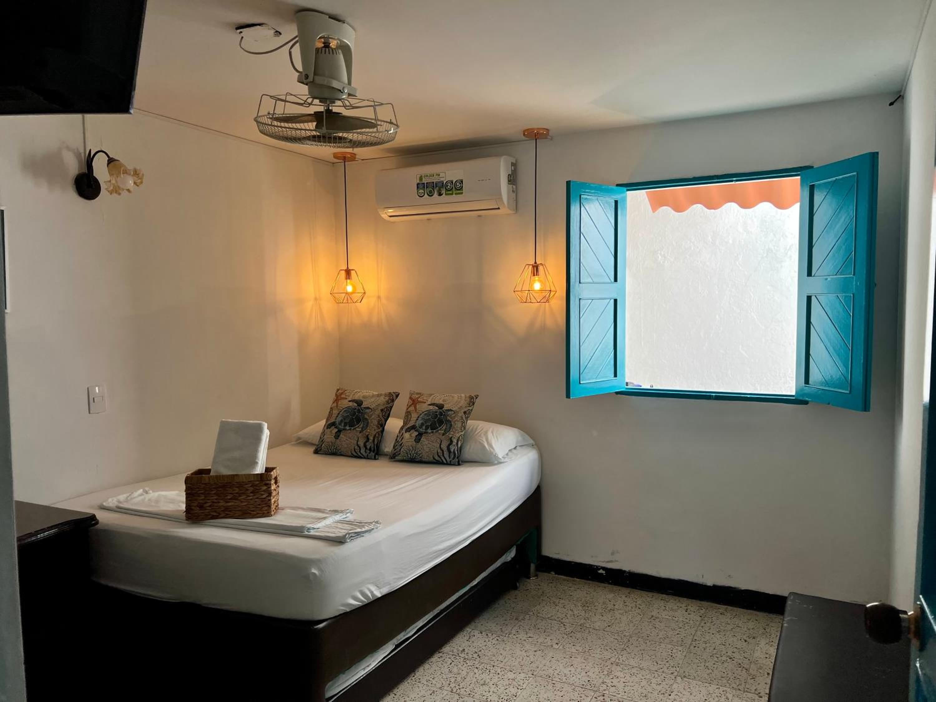 Cabaña La Aldea - Santorini Colombiano