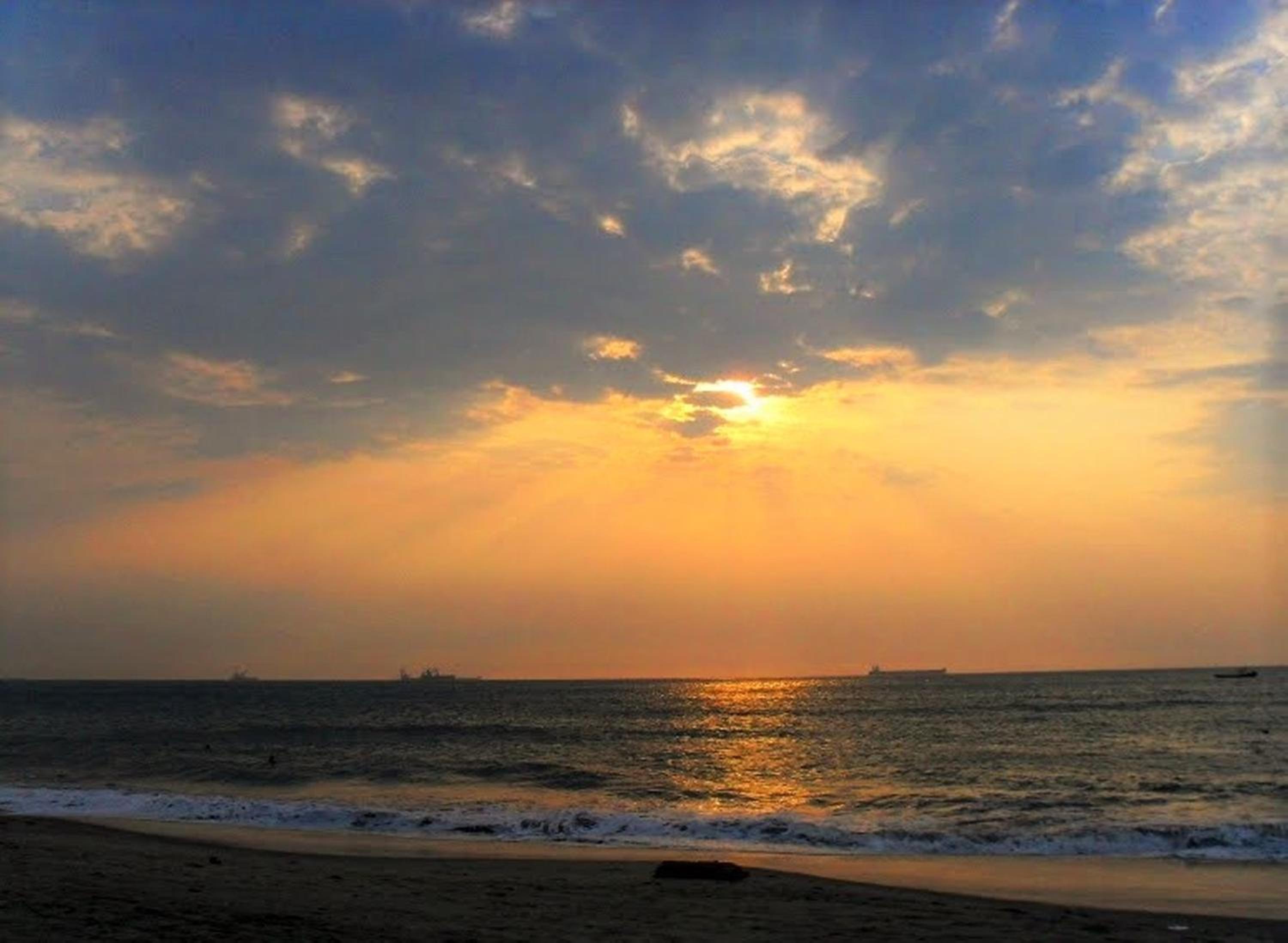 Ocean Club Apartments – Near the Sea by SOHO