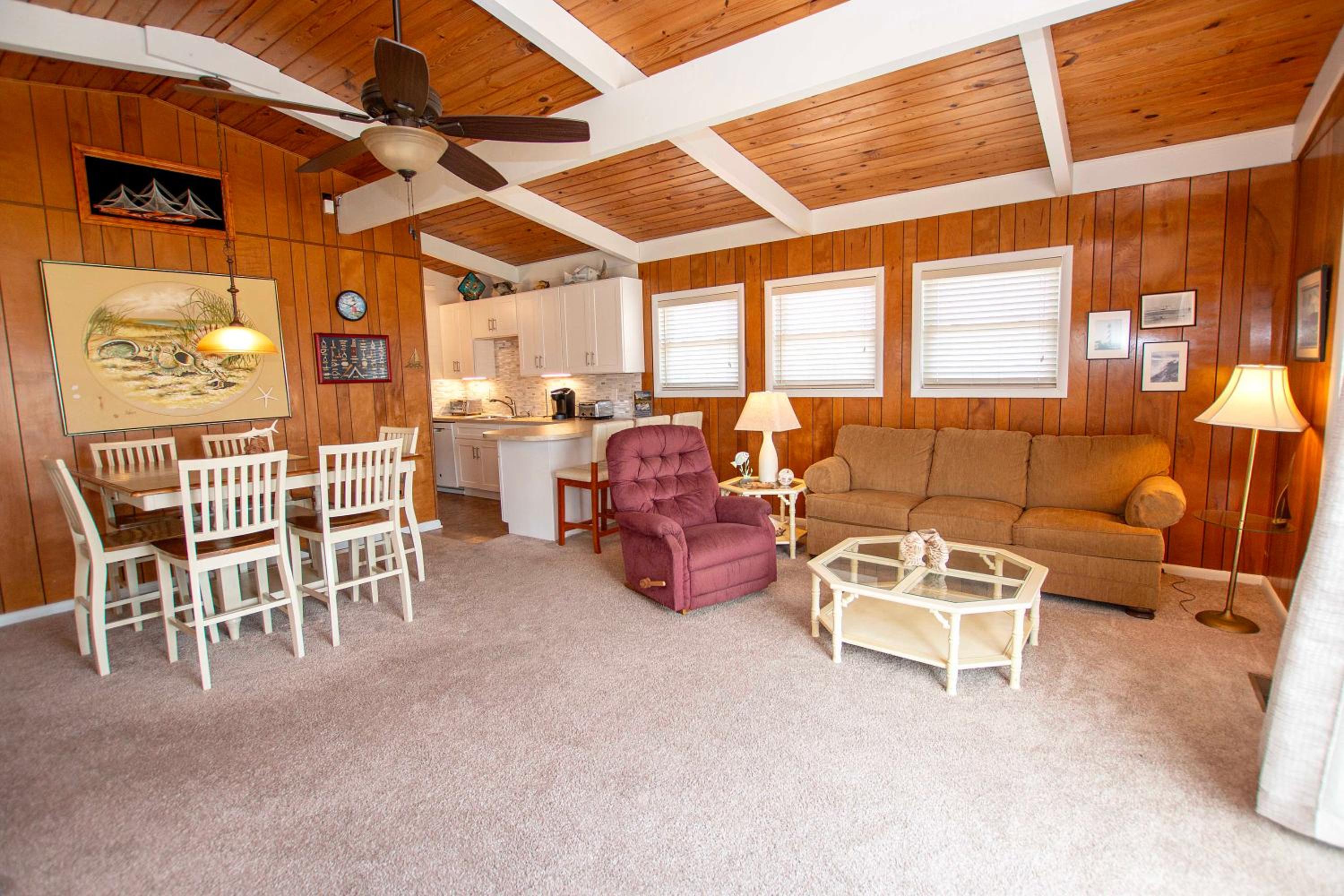 Oceanside, Sun Deck, Close to beach! KH106, Annie Oakley view 5