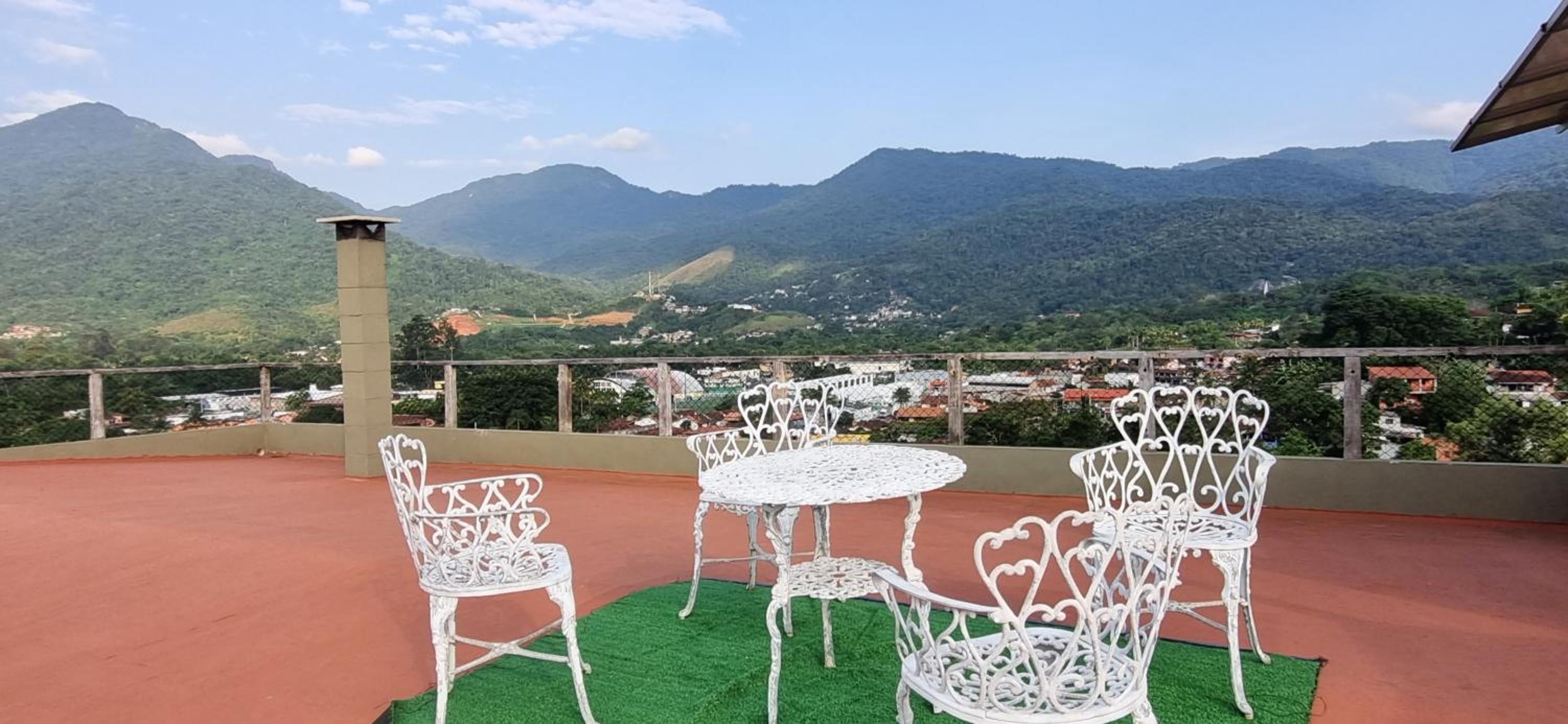 Suite completa Ilhabela - com varanda e vista panorâmica
