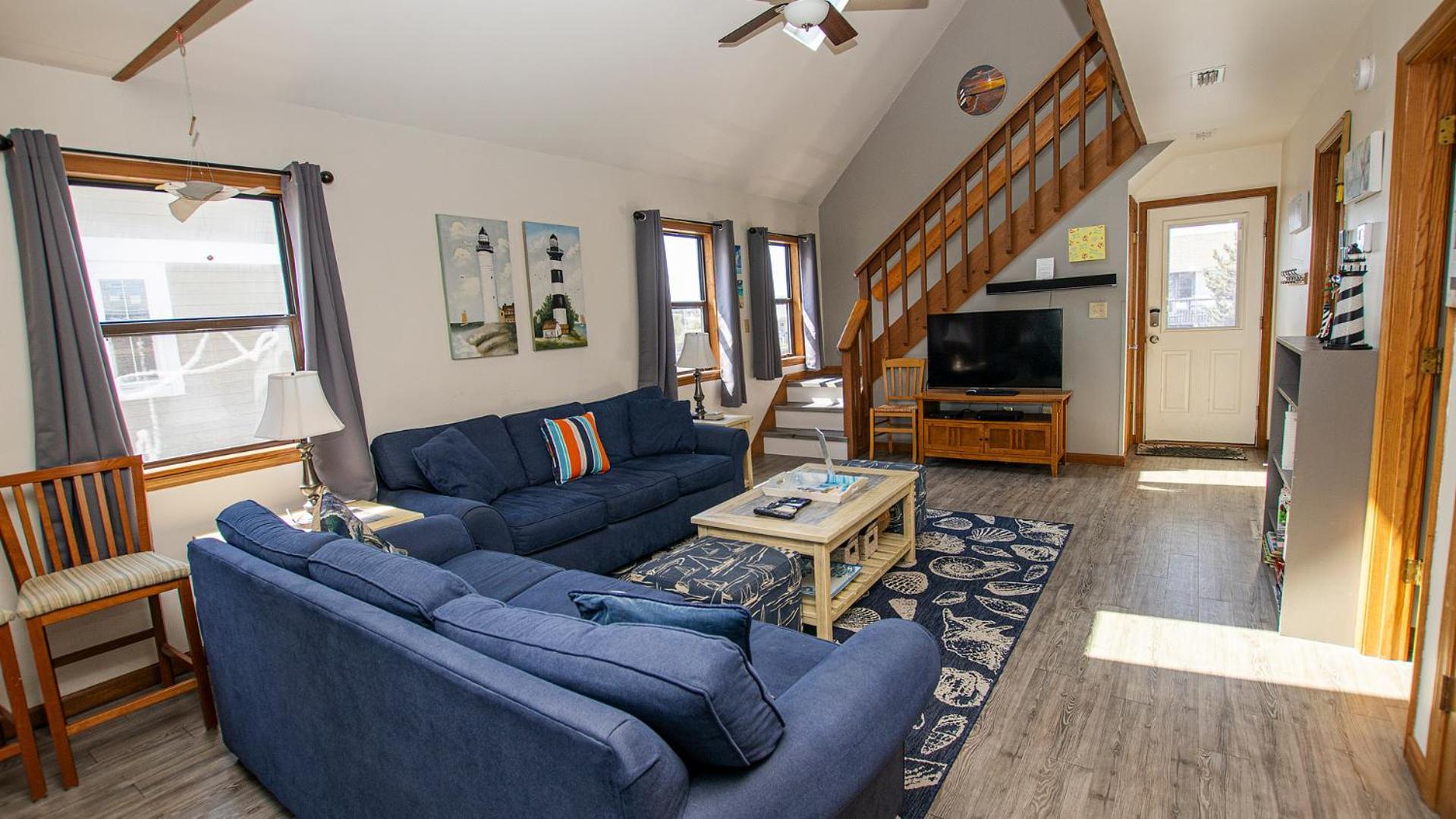 KH137, Starfish Starlight- Oceanside, Screened porch, Close to beach view 3