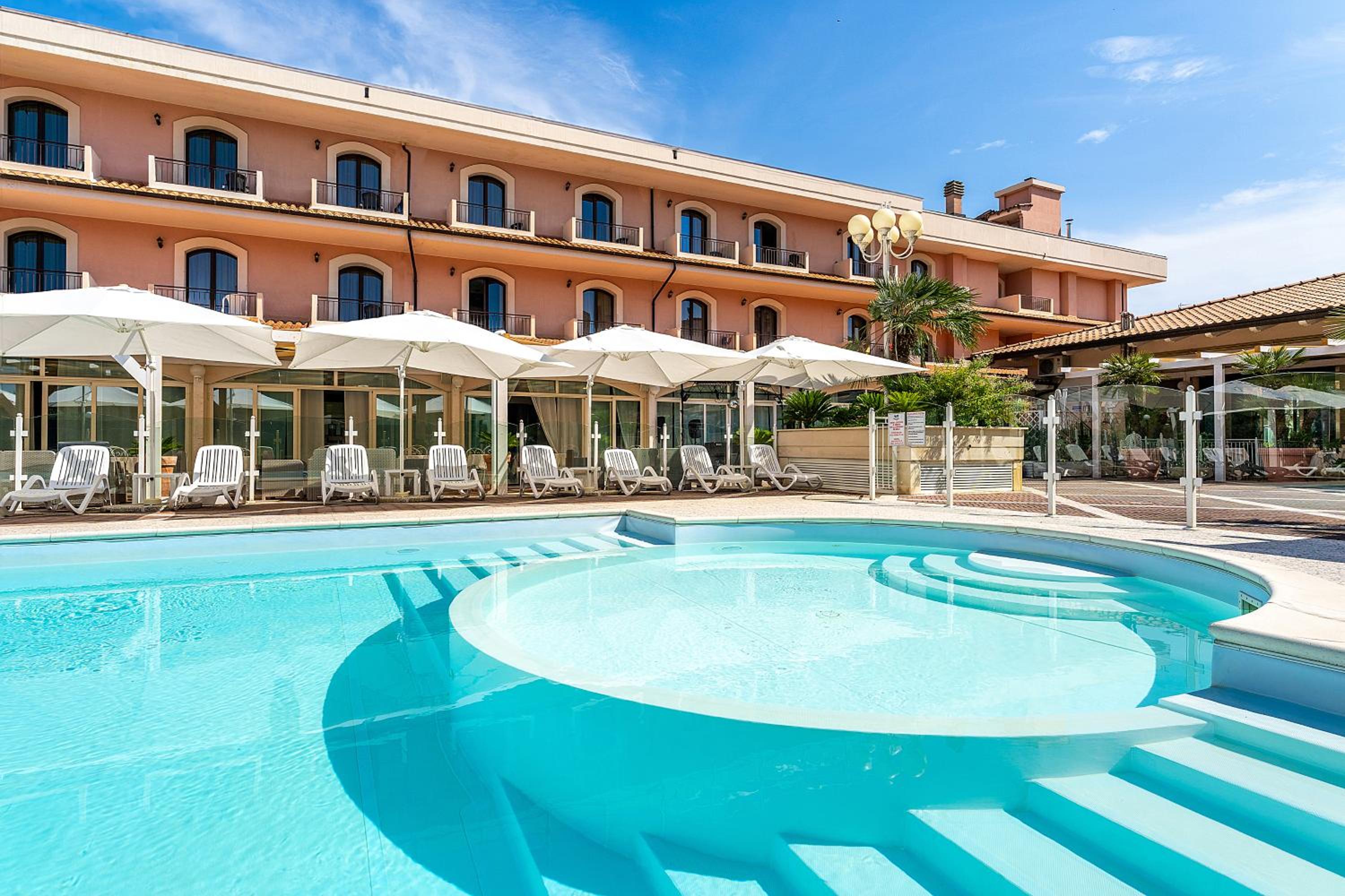Hotel Villa Elena photo 4