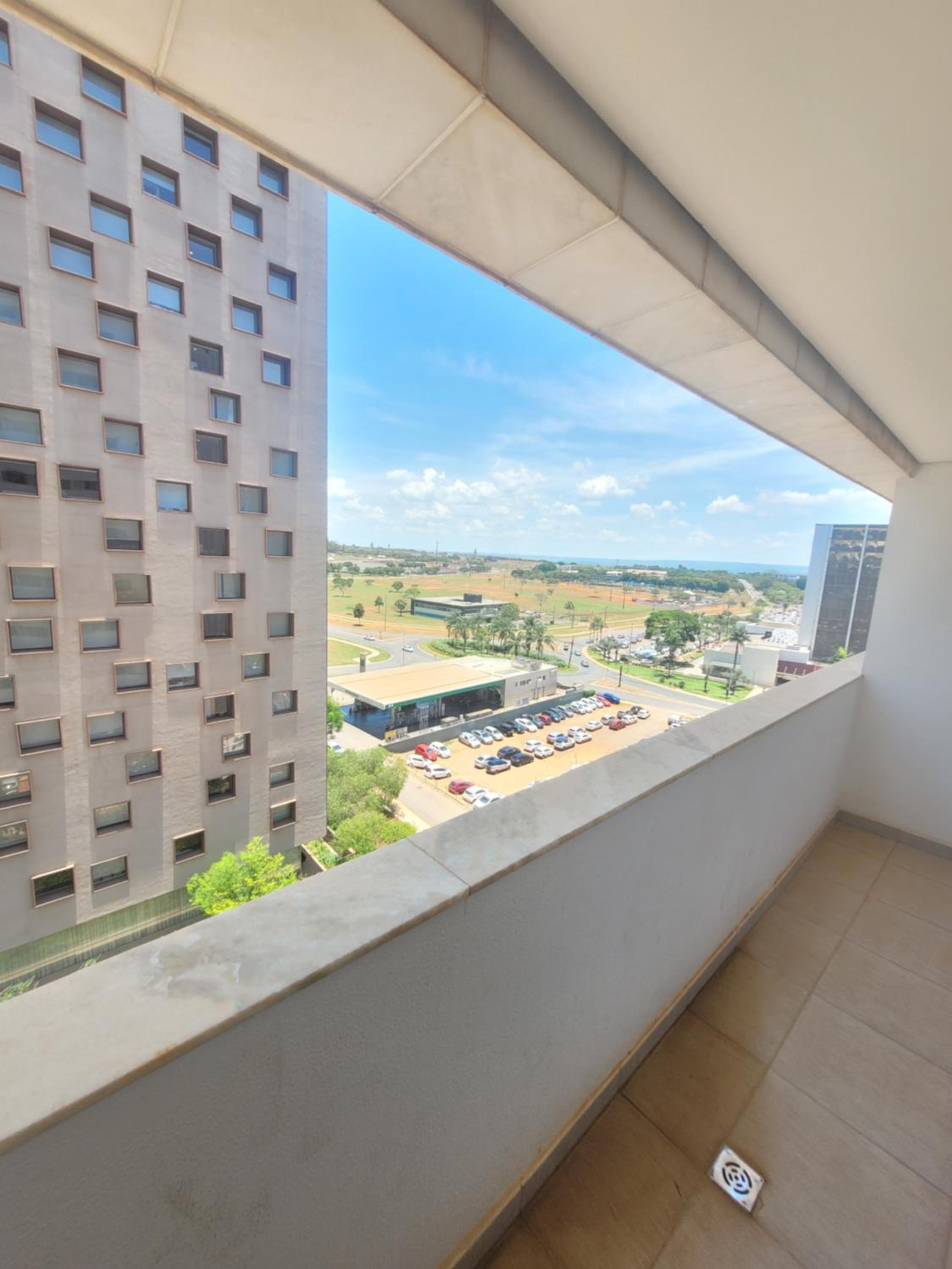 FLAT NO MERCURE BRASÍLIA LIDER, AO LADO DA ESPLANADA DOS MINISTÉRIOS, ESTÁDIO MANÉ GARRINCHA E CENTRO DE CONVENÇÕES, COM PISCINA, ACADEMIA, RESTAURANTE, RE