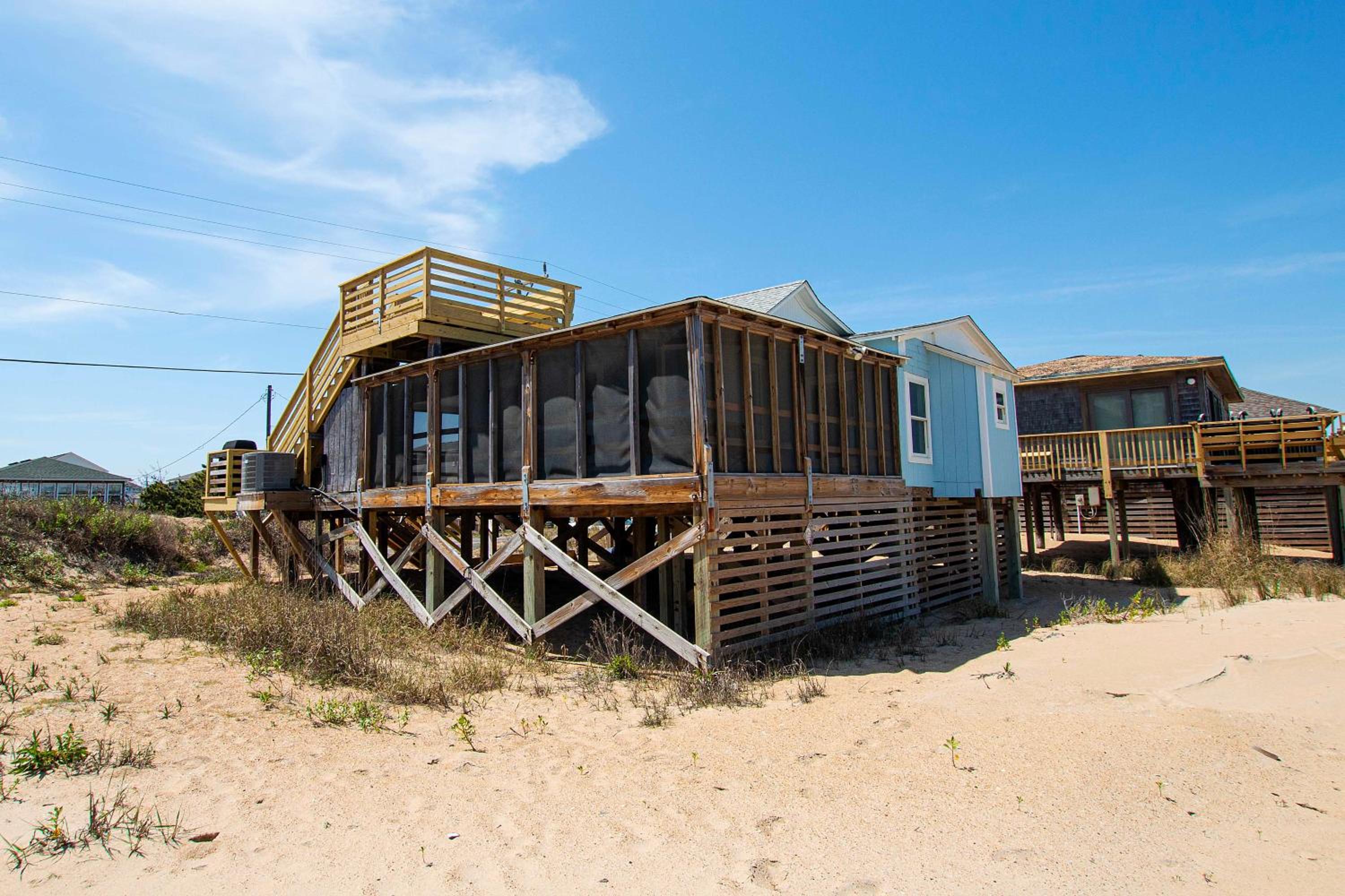 OCEANFRONT, Ocean Views, Screened porch, KH17, Down by the Sea view 5