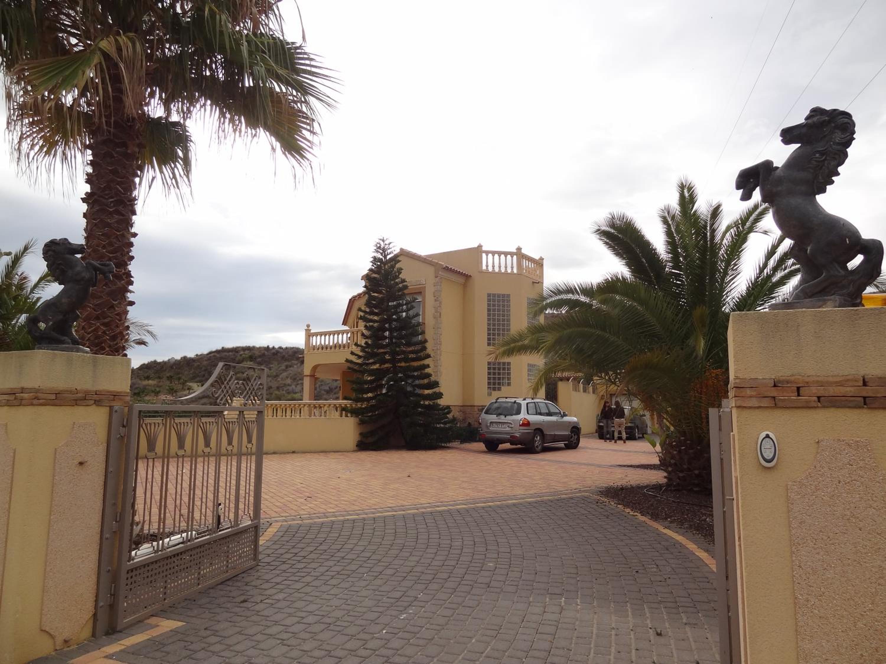 Photo 18