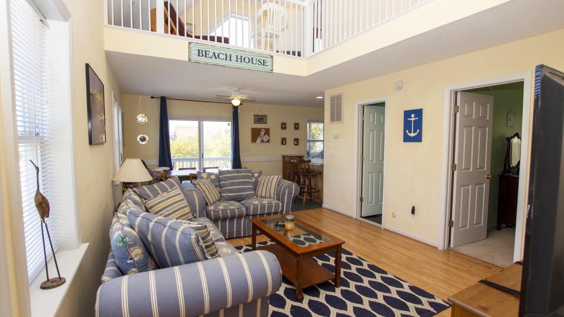 KH44, Beach Landing- Oceanside, Rec Room, Screened Porch view 4