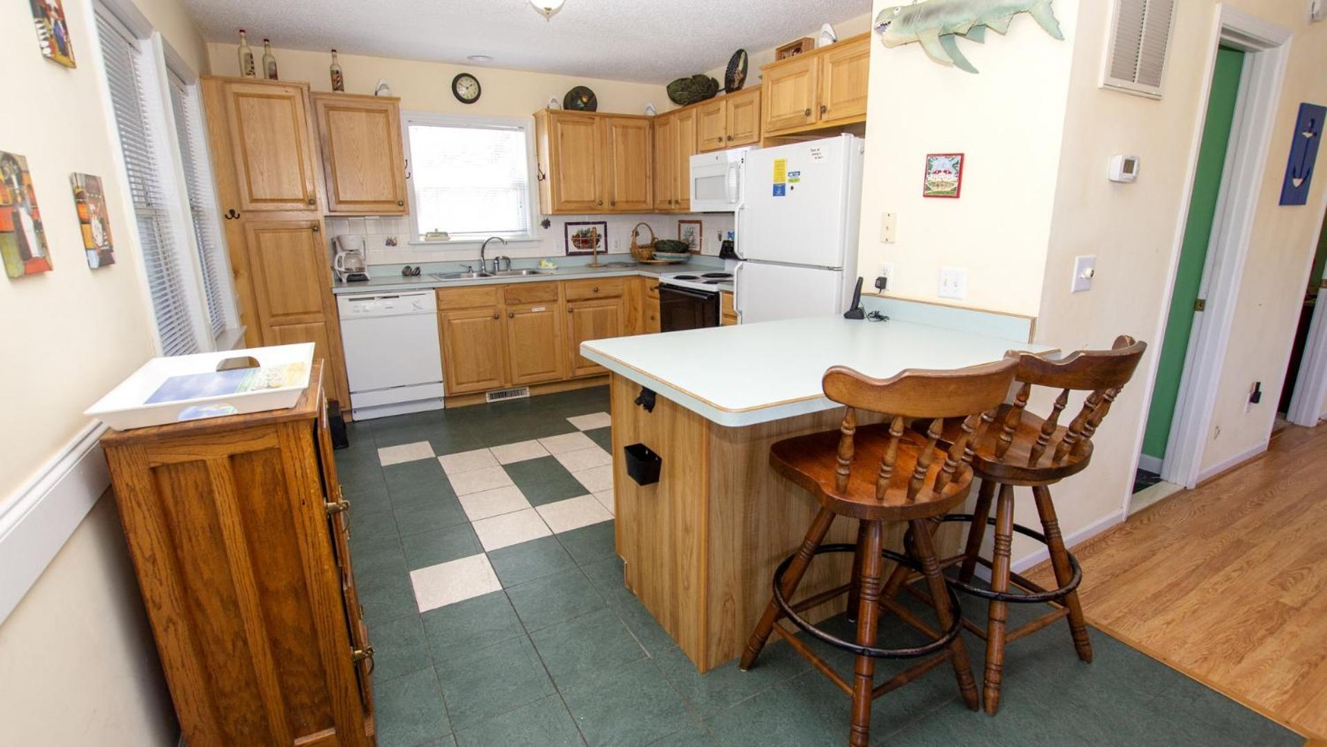 KH44, Beach Landing- Oceanside, Rec Room, Screened Porch view 5