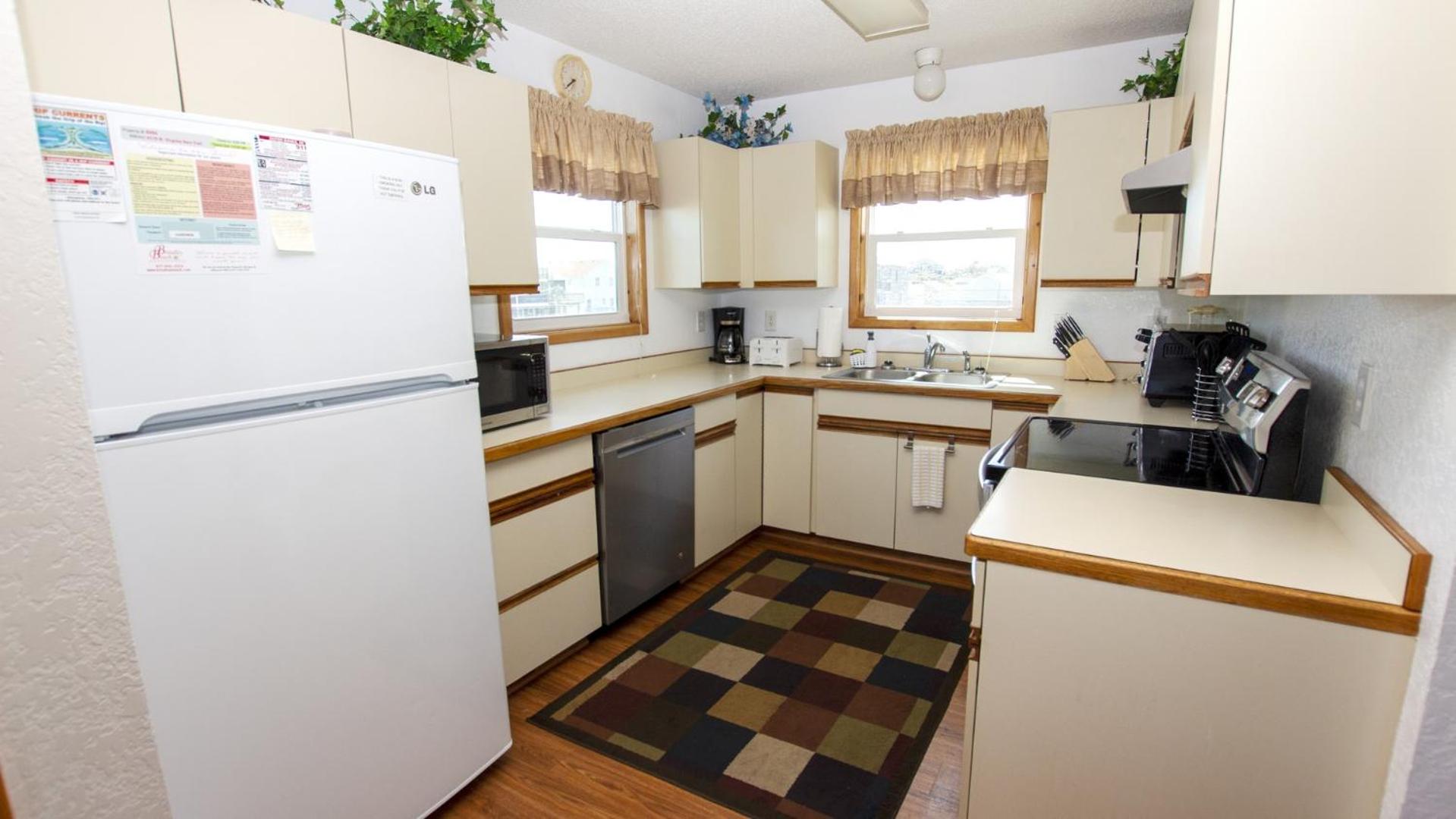 Semi-Oceanfront, 308 ft to Beach Access, Close to shopping, KH86, Ahh Shorely Heaven view 3