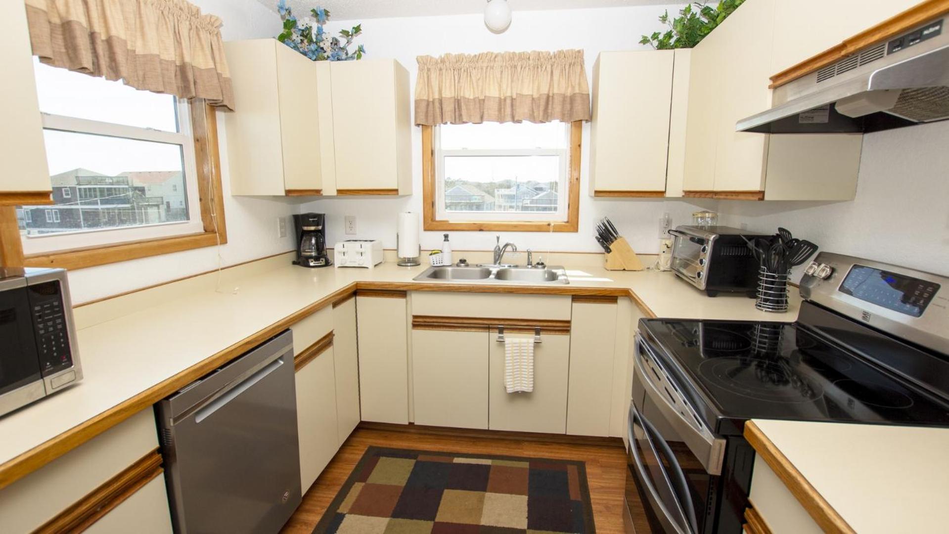 Semi-Oceanfront, 308 ft to Beach Access, Close to shopping, KH86, Ahh Shorely Heaven view 4