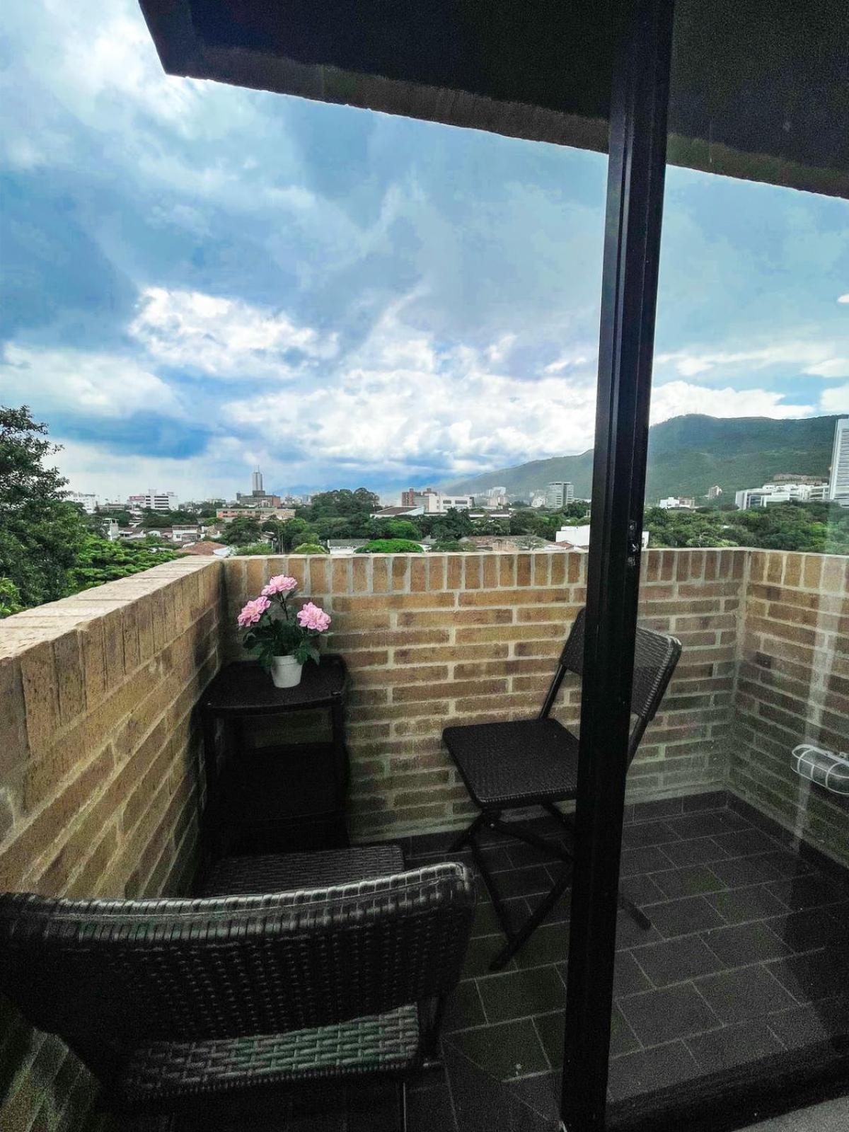 LIV 37 Apartments