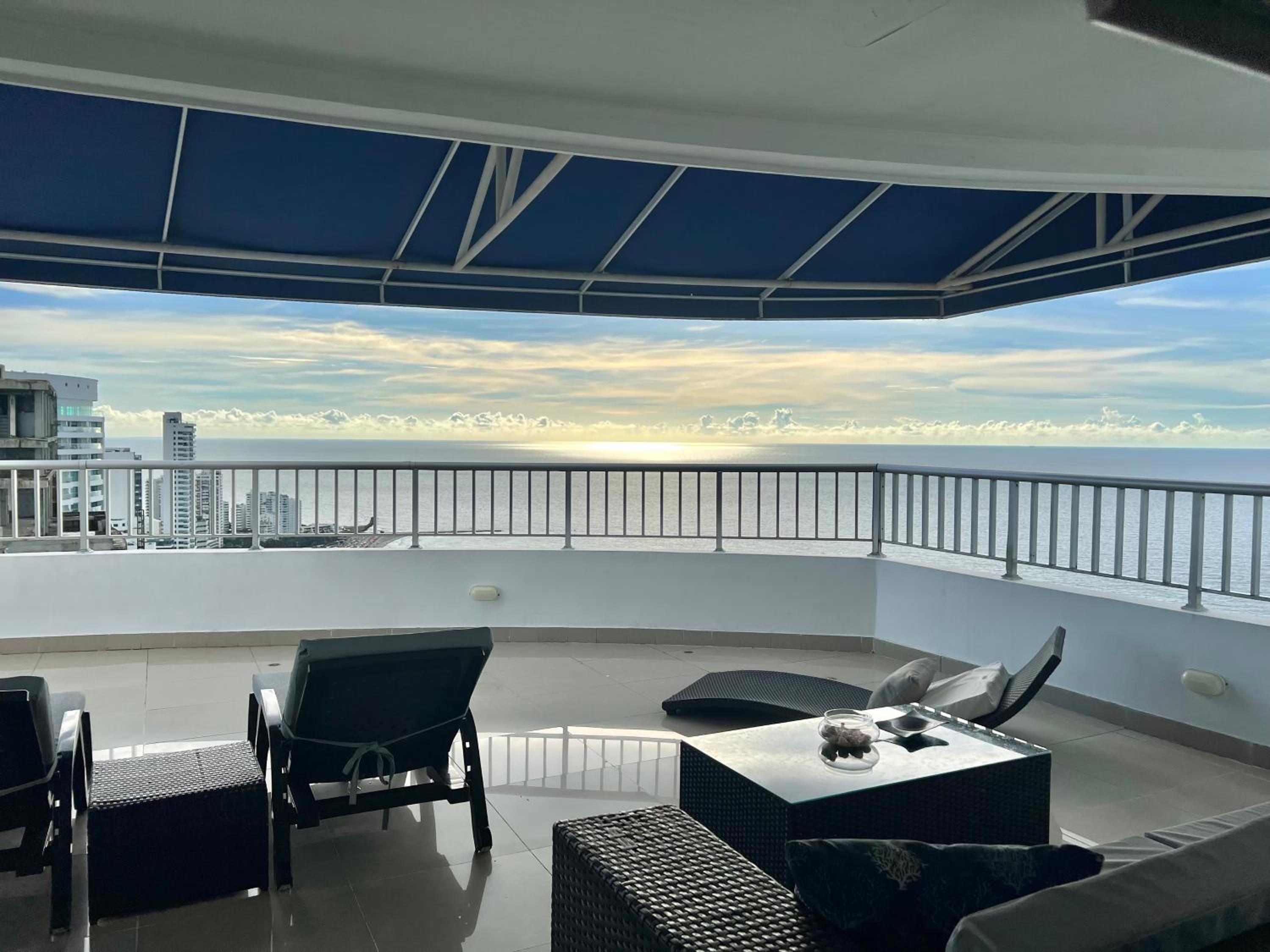 Palmetto Penthouse Deluxe Beautiful view and sunset floor 39