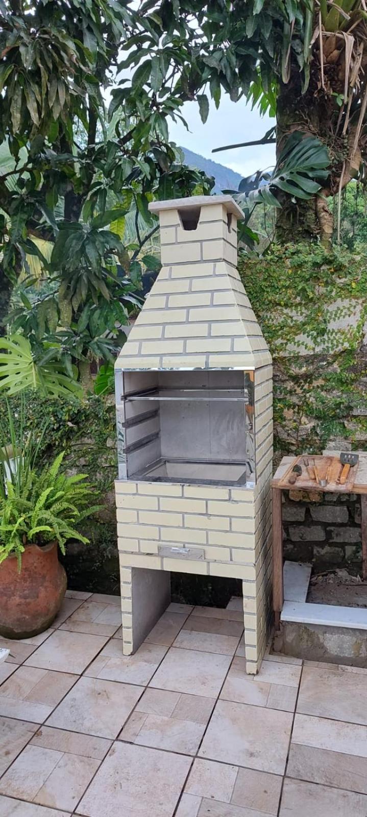 Linda Casa Na Granja Comary/CBF