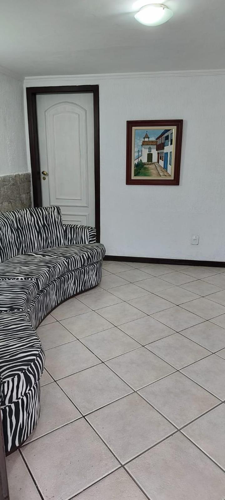 Linda Casa Na Granja Comary/CBF