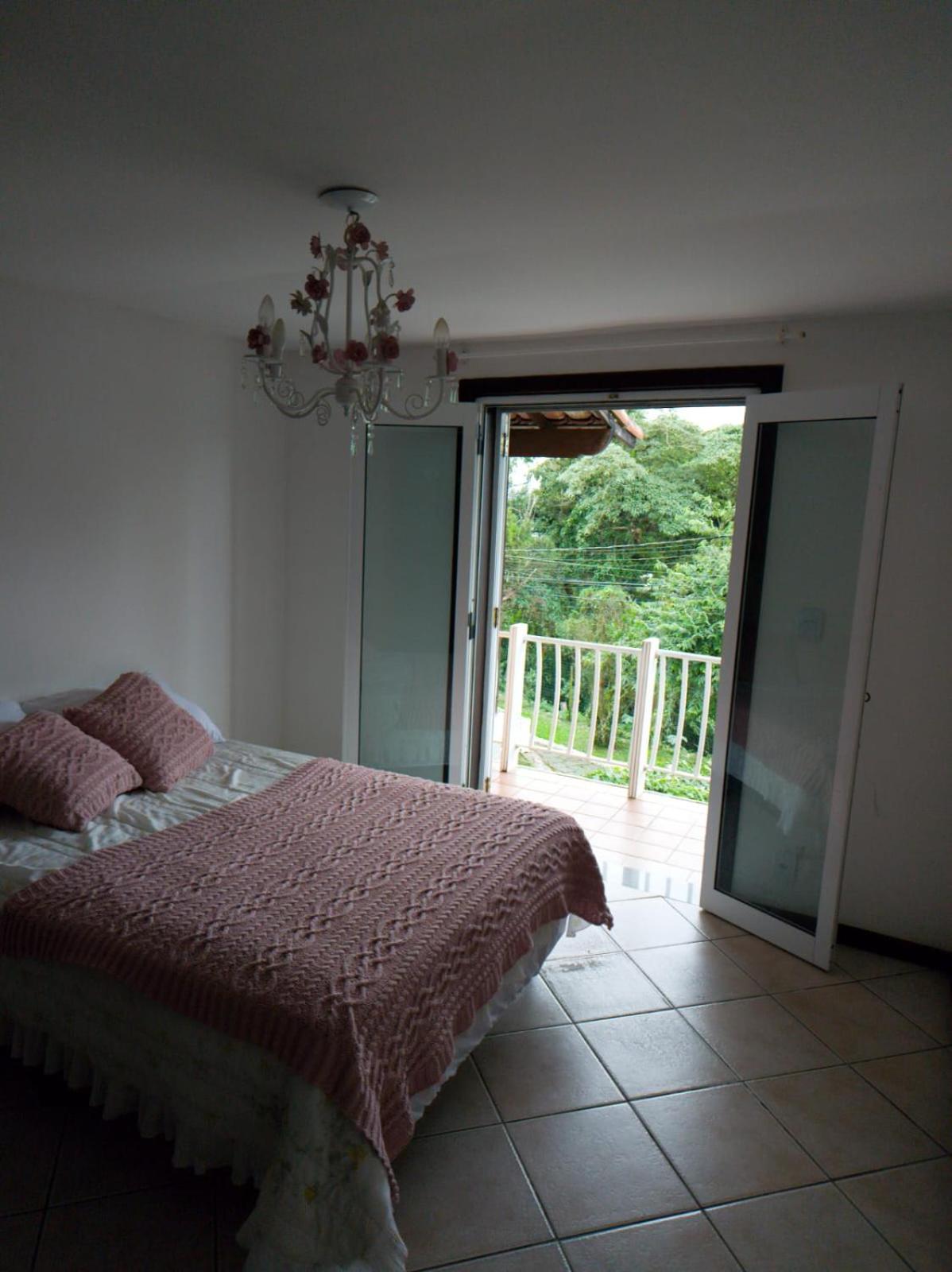 Linda Casa Na Granja Comary/CBF