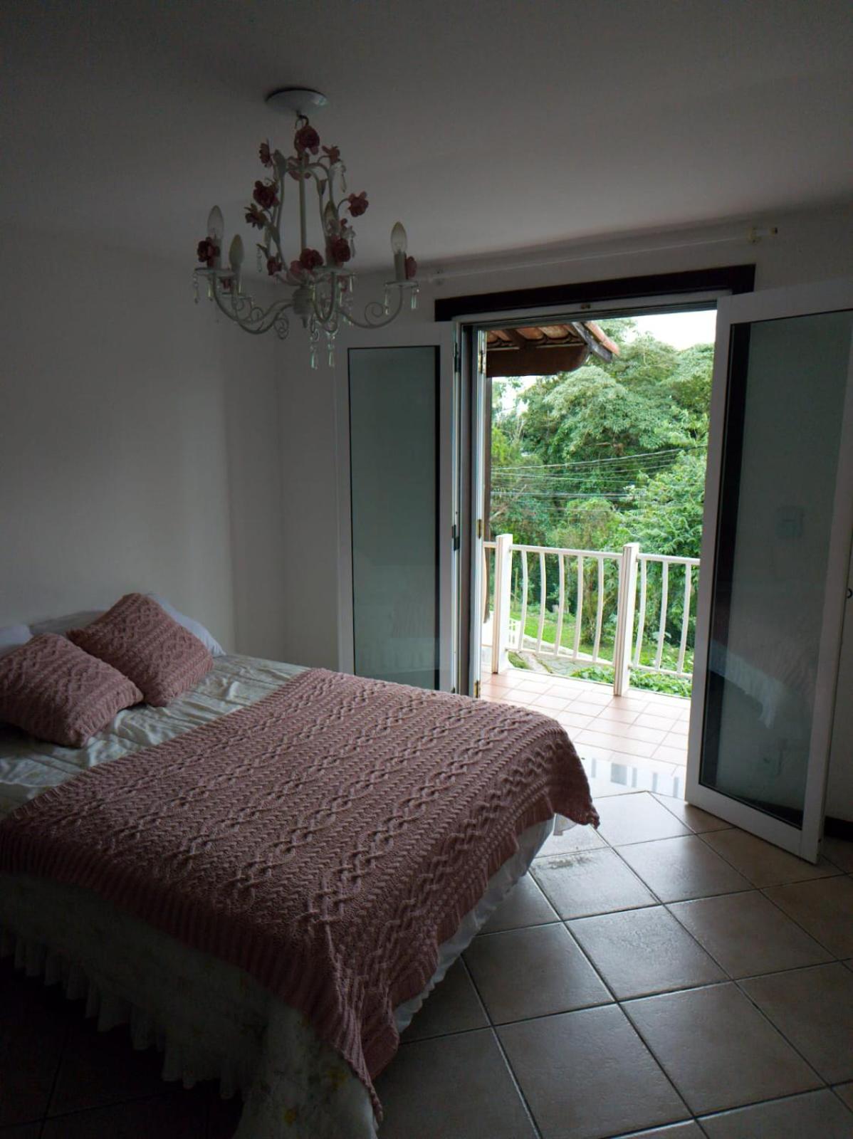 Linda Casa Na Granja Comary/CBF