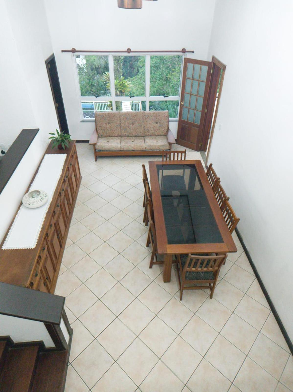 Linda Casa Na Granja Comary/CBF