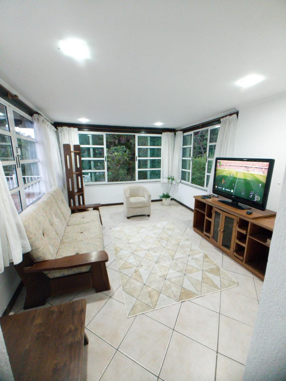 Linda Casa Na Granja Comary/CBF