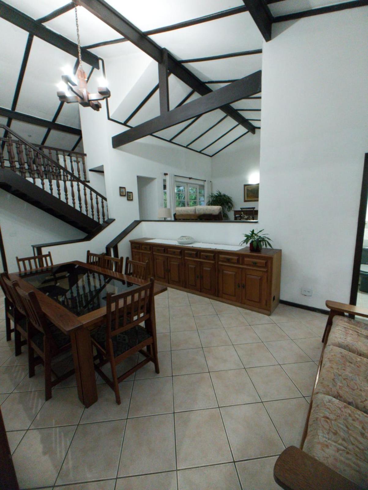 Linda Casa Na Granja Comary/CBF