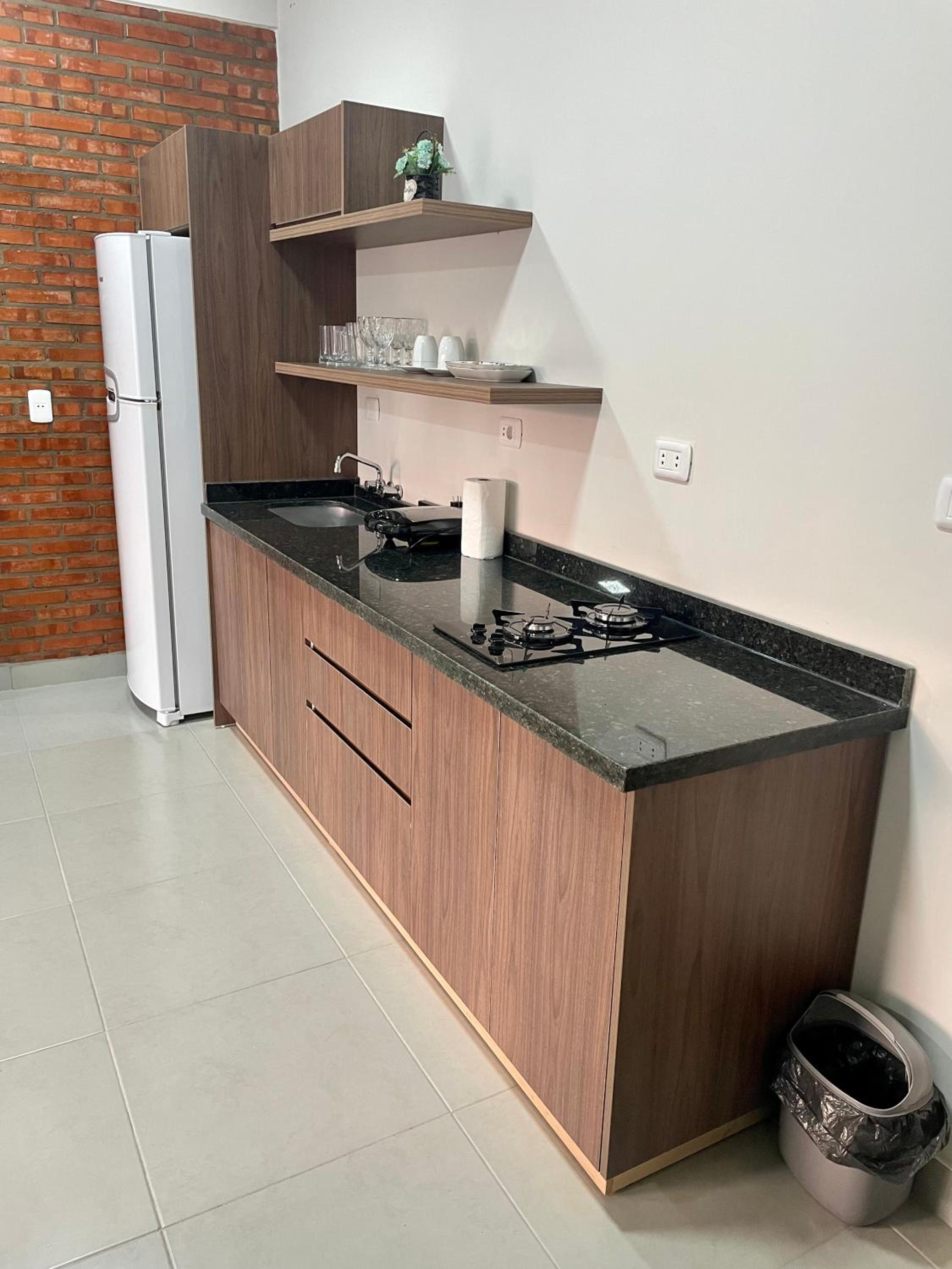 Amplio departamento a estrenar en Asunción, excelente ubicación view 5