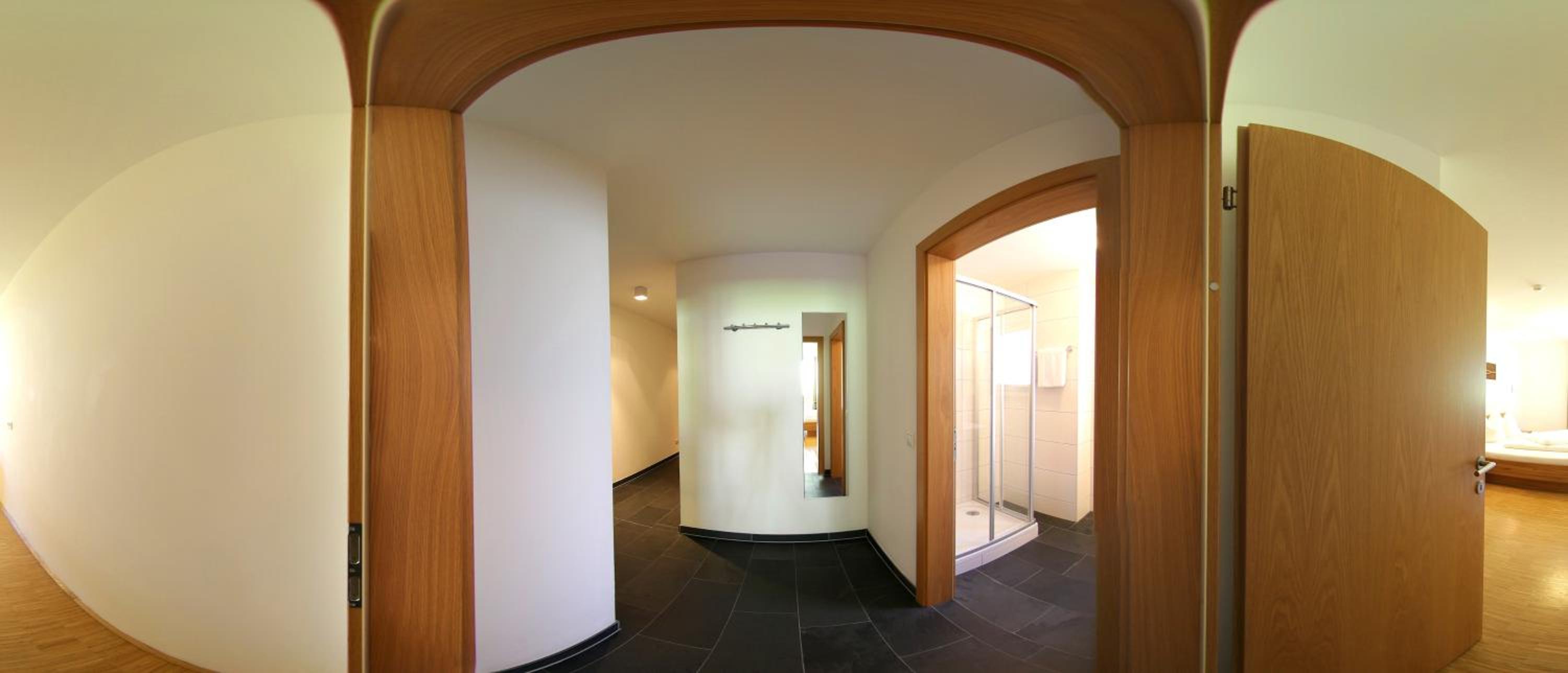 Photo 38