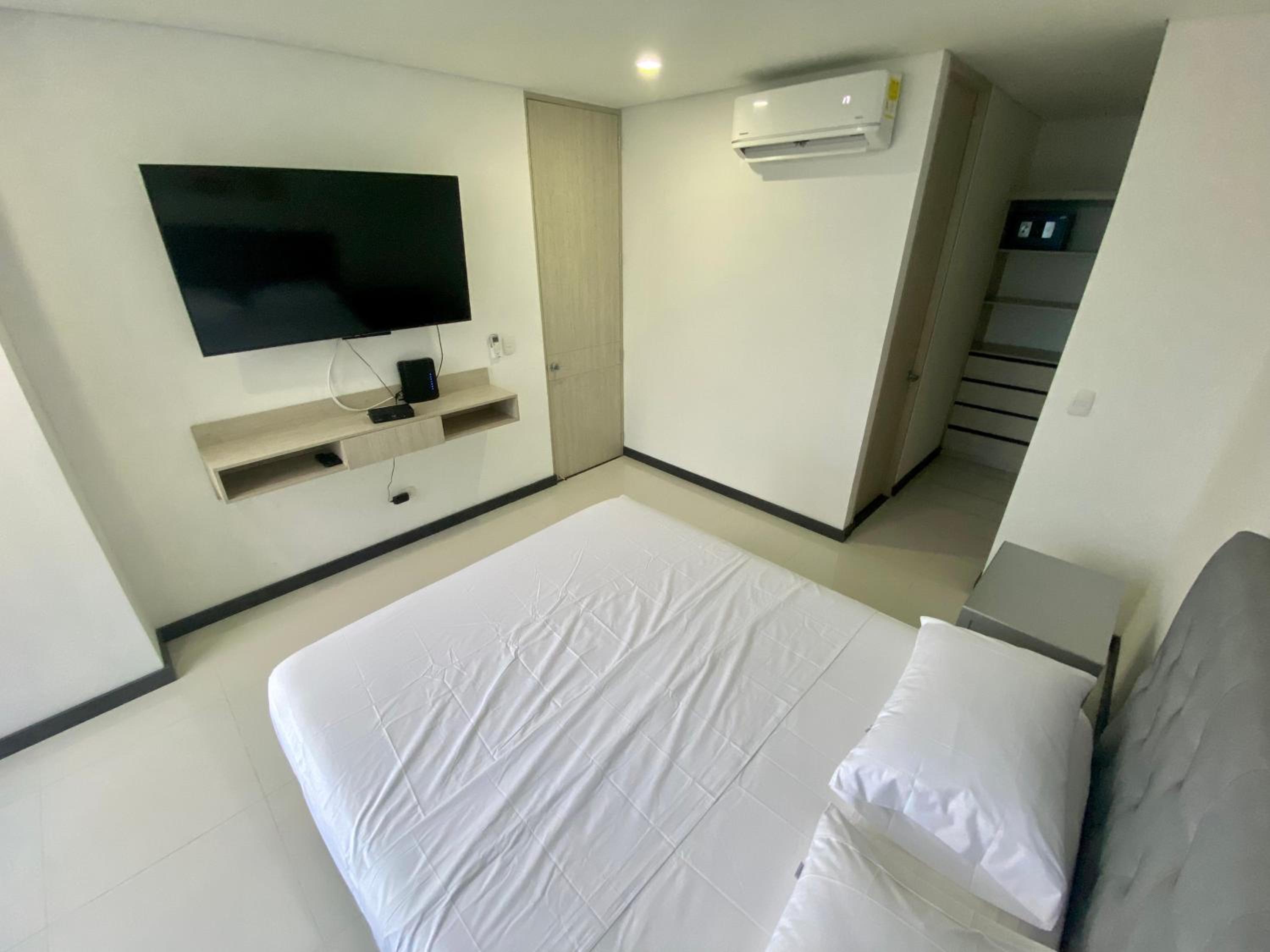 Ocean Club Apartments – Near the Sea by SOHO