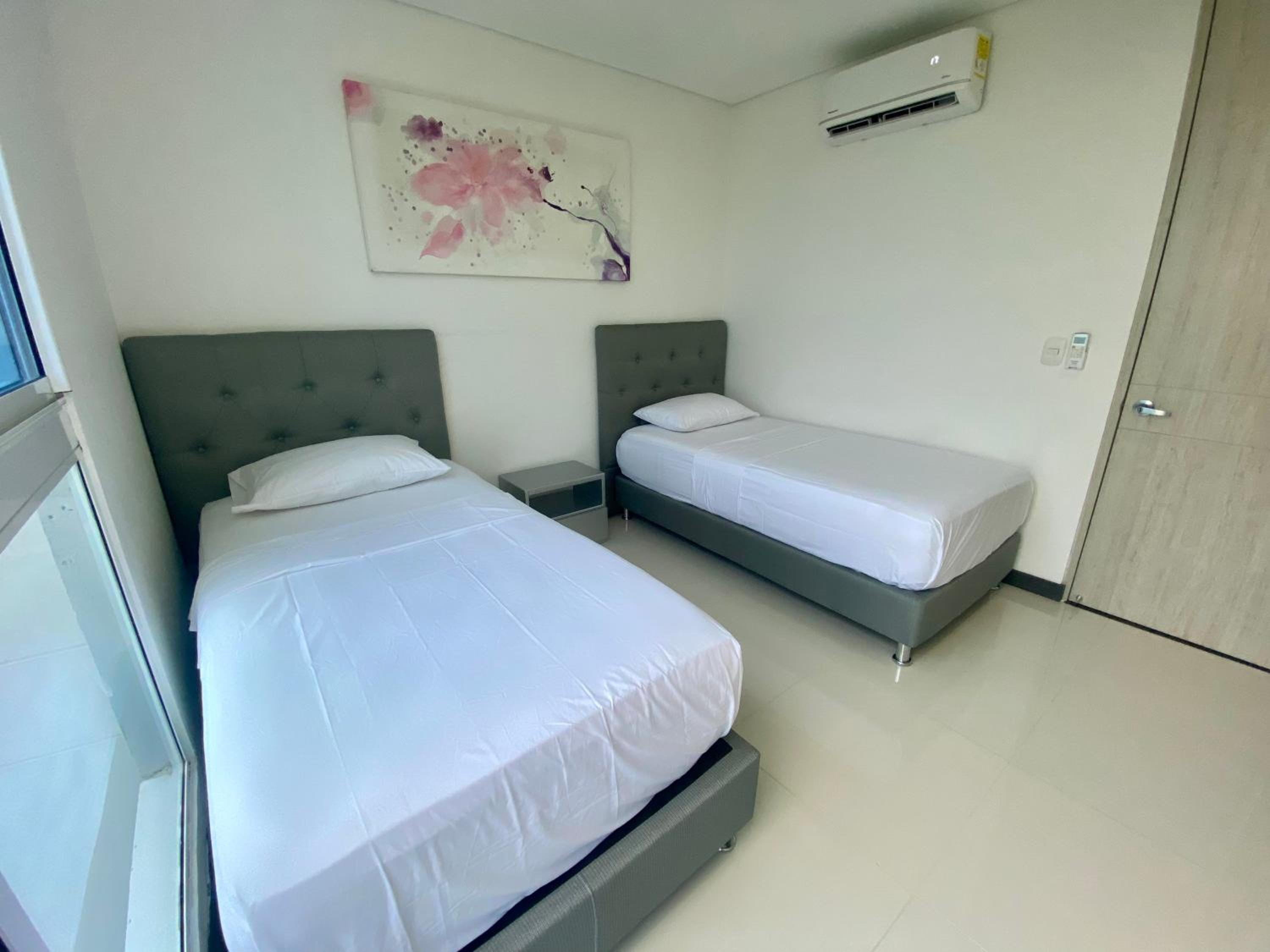 Ocean Club Apartments – Near the Sea by SOHO