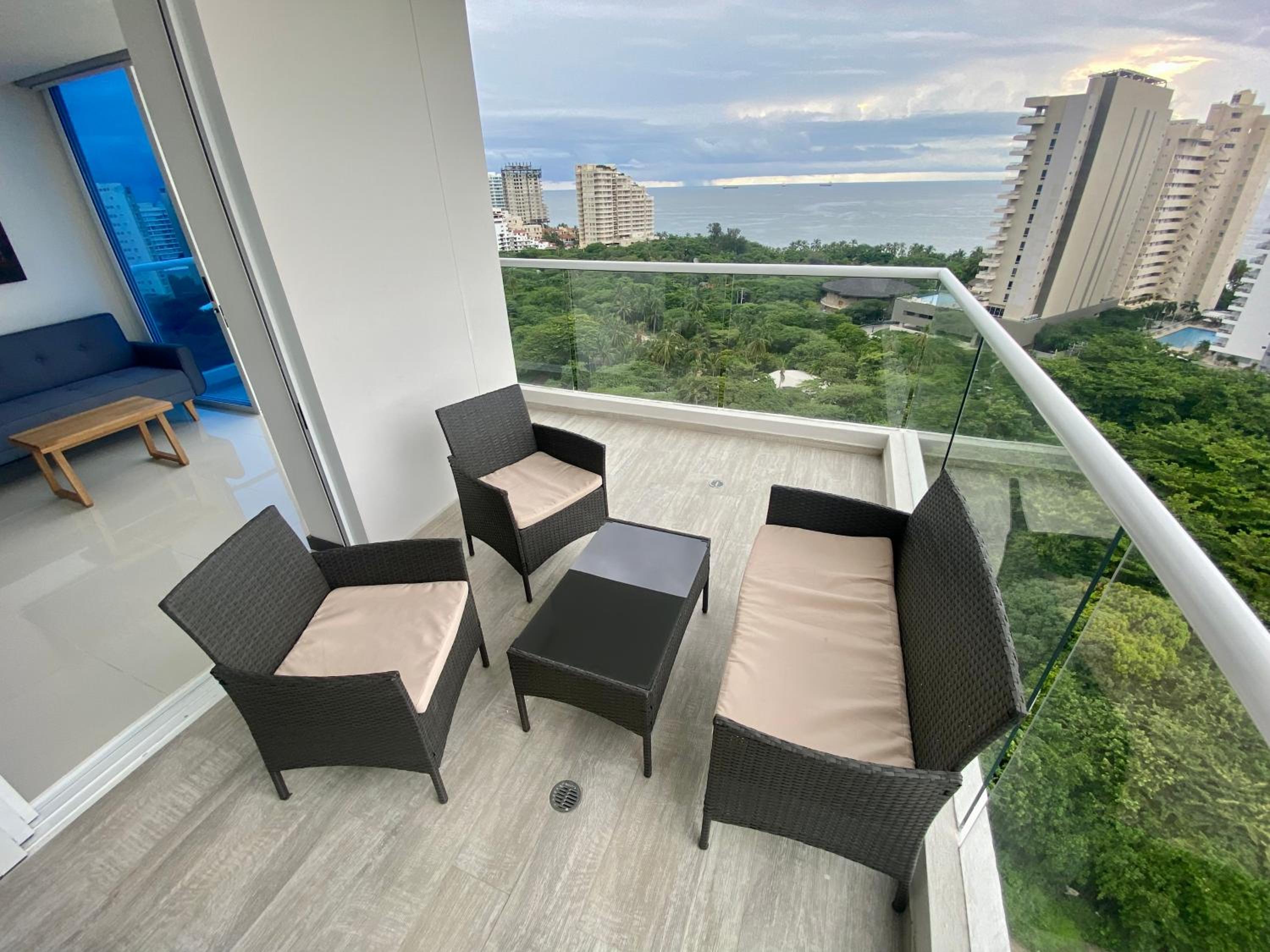 Ocean Club Apartments – Near the Sea by SOHO