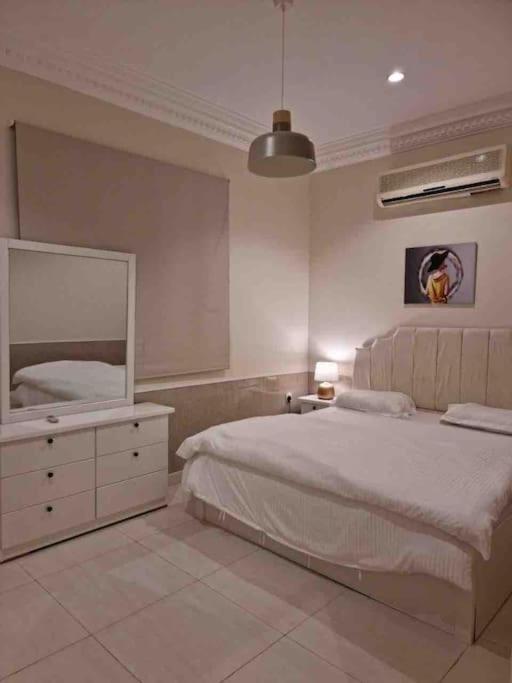 Tylos Apartment3 (Self check in)