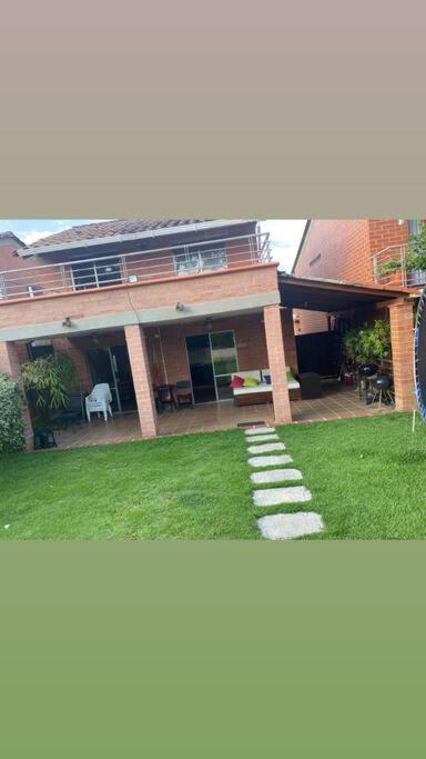 Agradable casa de descanso con piscina privada