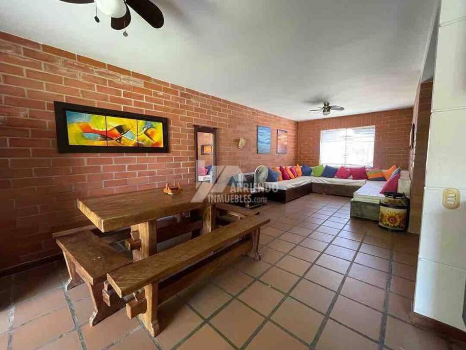 Agradable casa de descanso con piscina privada