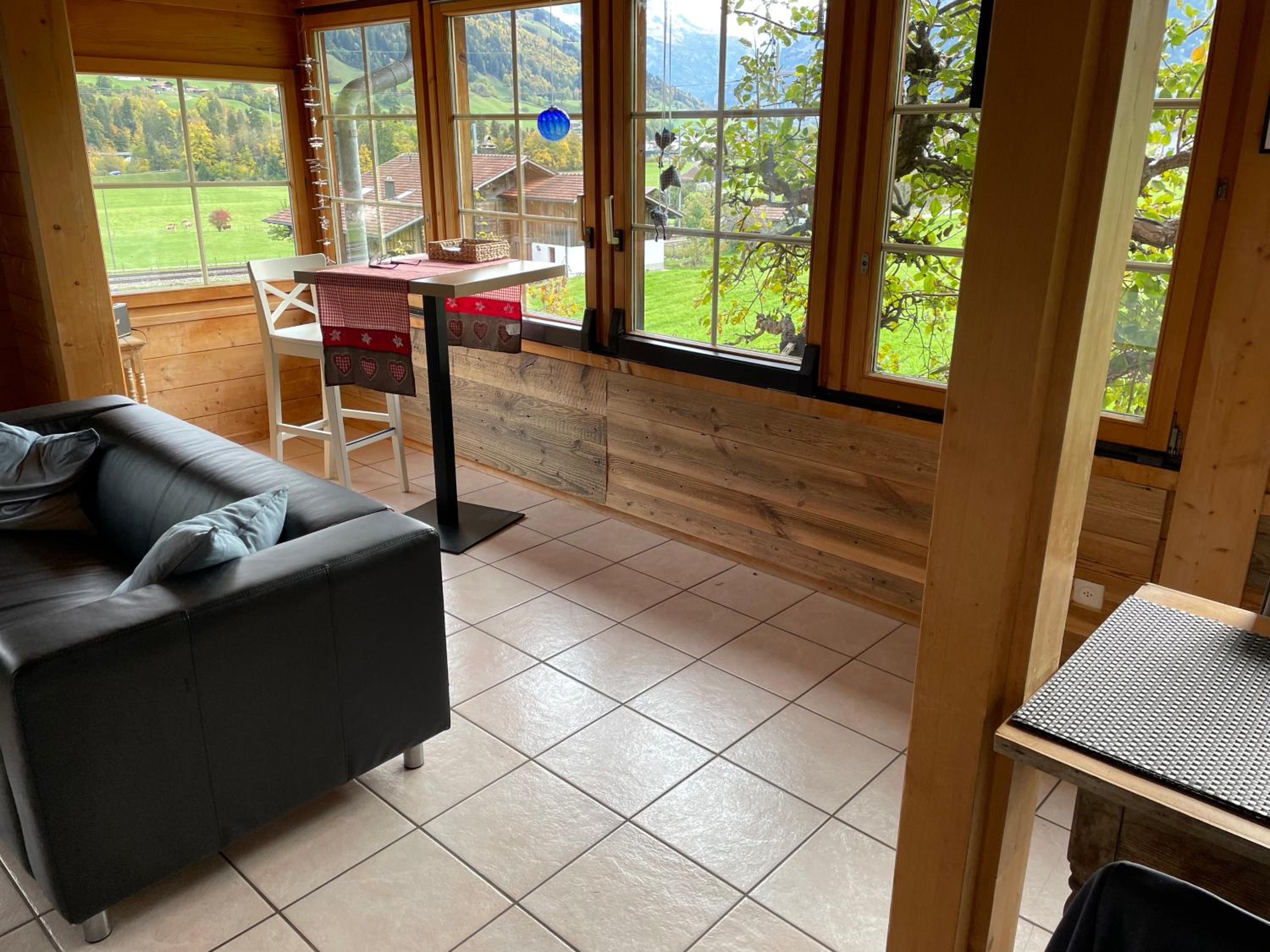 Edelweiss 4 Zi Ferienwohnung in Landhaus