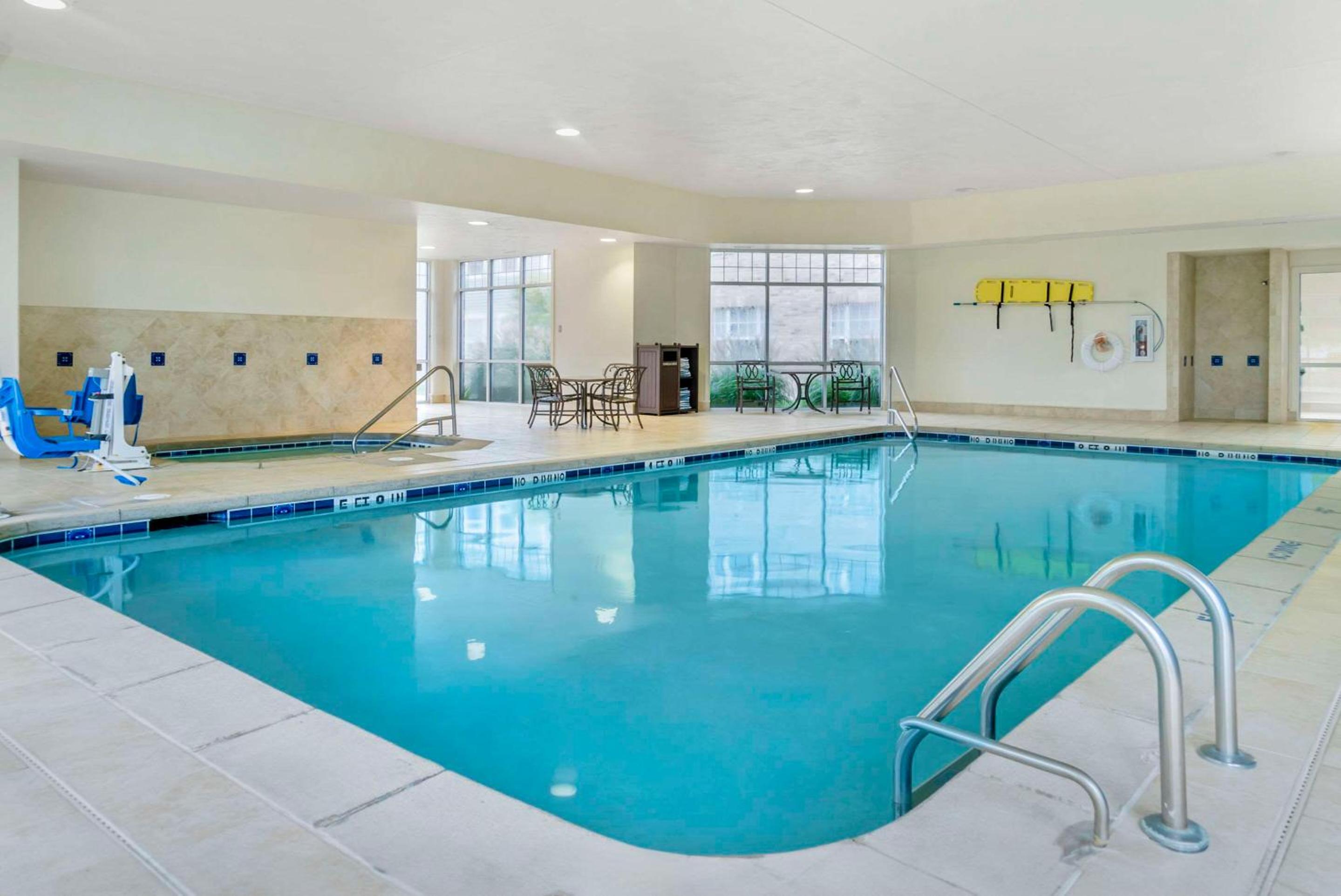 Comfort Inn Plainwell, Foto 6