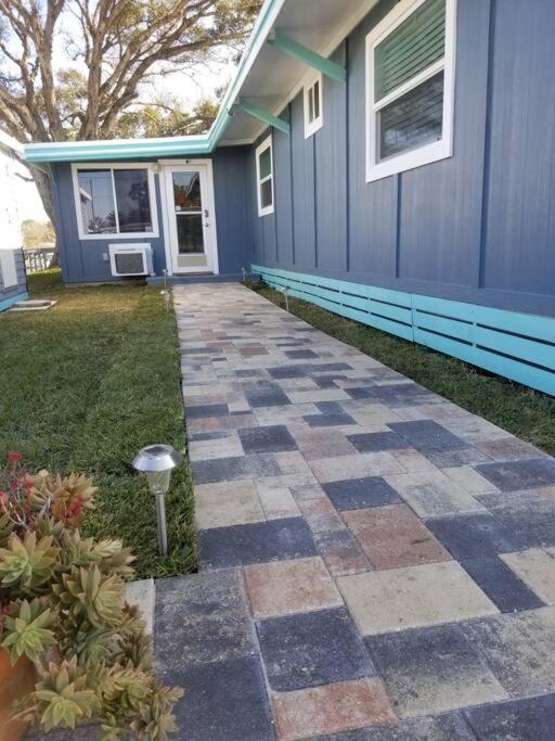 3 Bed, 2 Bath, Waterfront, Dock, Large Driveway