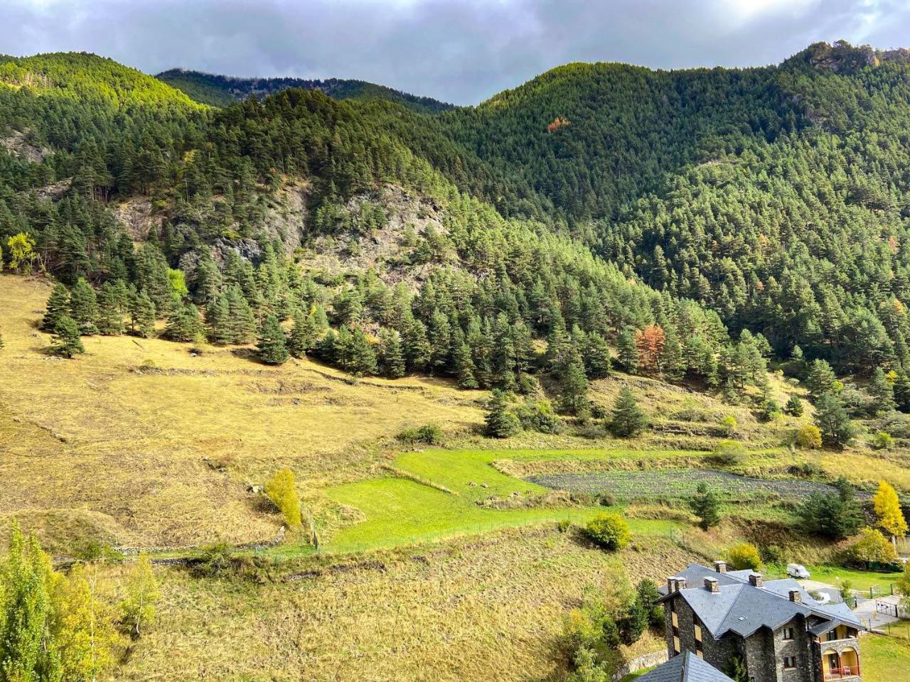 Vistas PRECIOSAS Al Valle De Arinsal - 6PAX- A Pie De Pistas & ESQUÍ - Free Parking l by BonesVacances