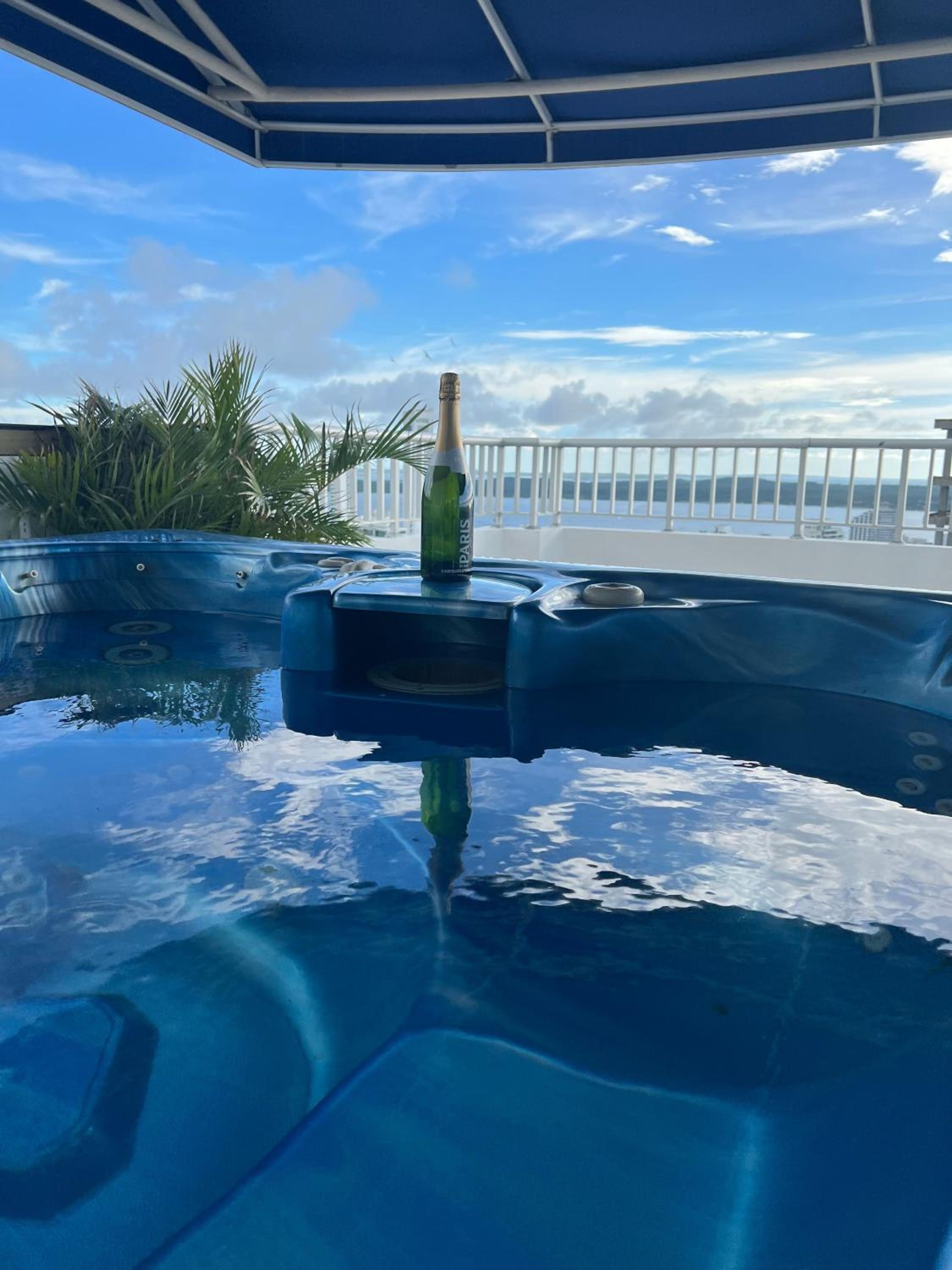 Palmetto Penthouse Deluxe Beautiful view and sunset floor 39