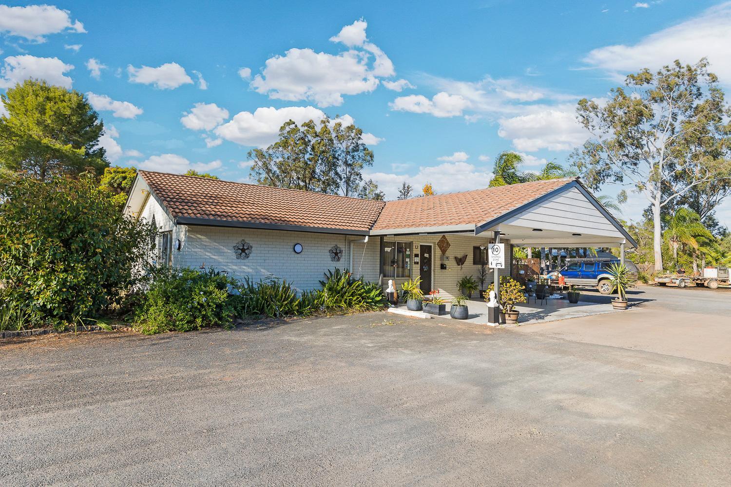 Castlereagh Motor Inn