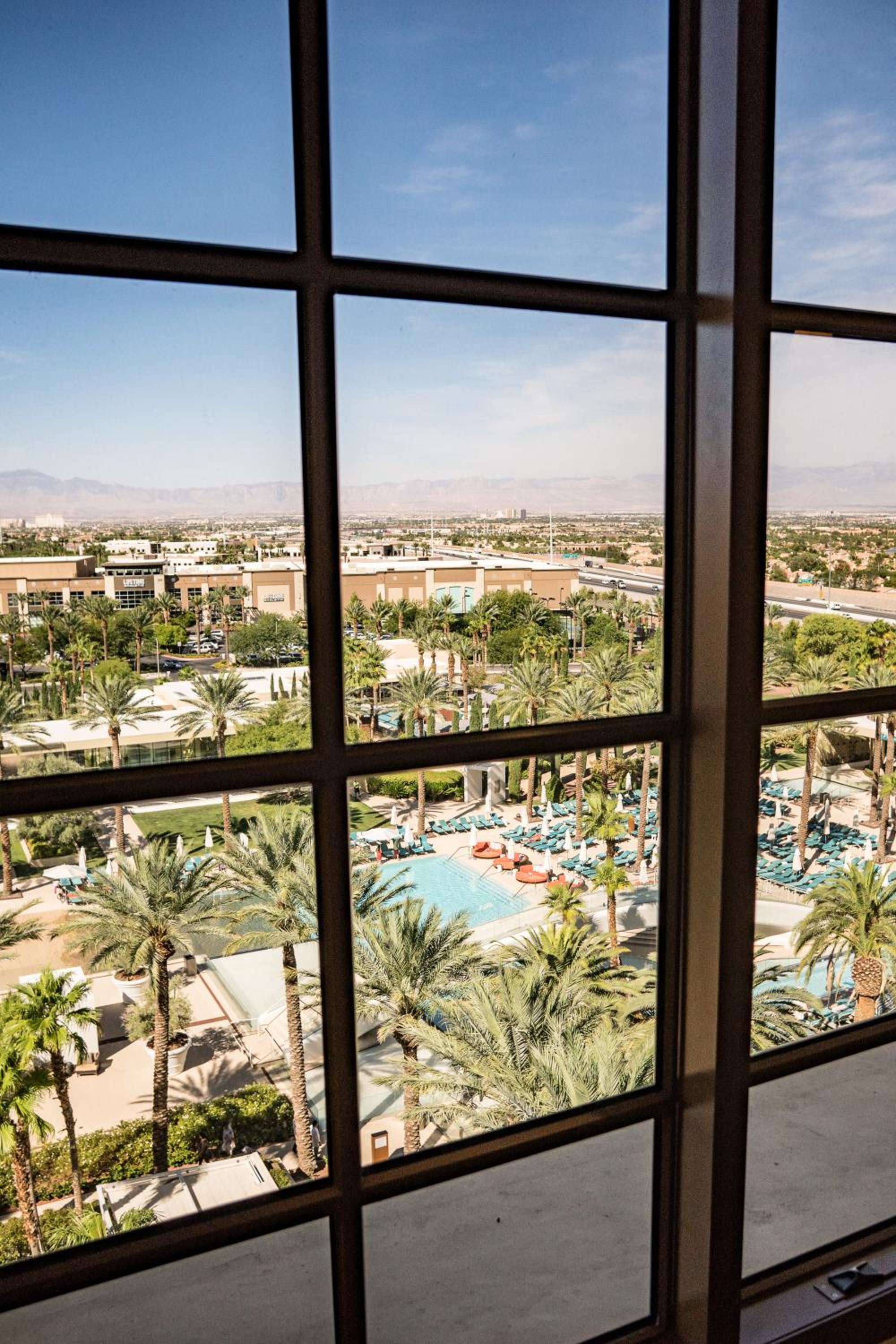 Green Valley Ranch Resort and Spa 3