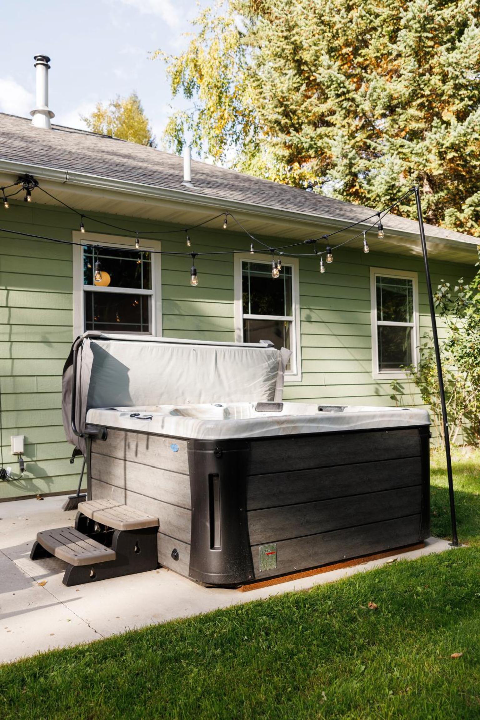 Moonstone Acre 3 bedroom with Brand New Spa view 5